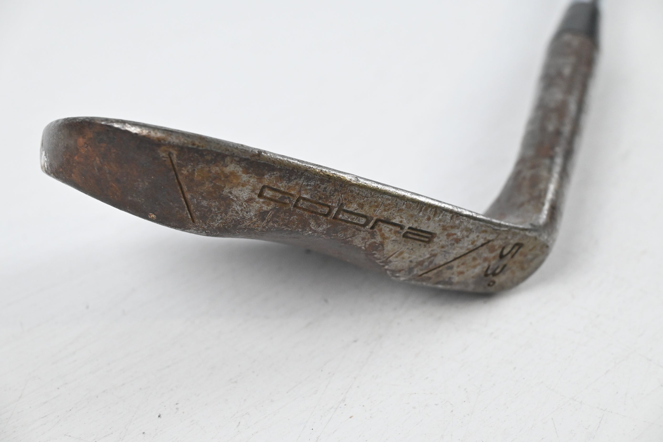 Cobra Tour Trusty Tri-Bounce Gap Wedge / 53 Degree / Wedge Flex Cobra Shaft