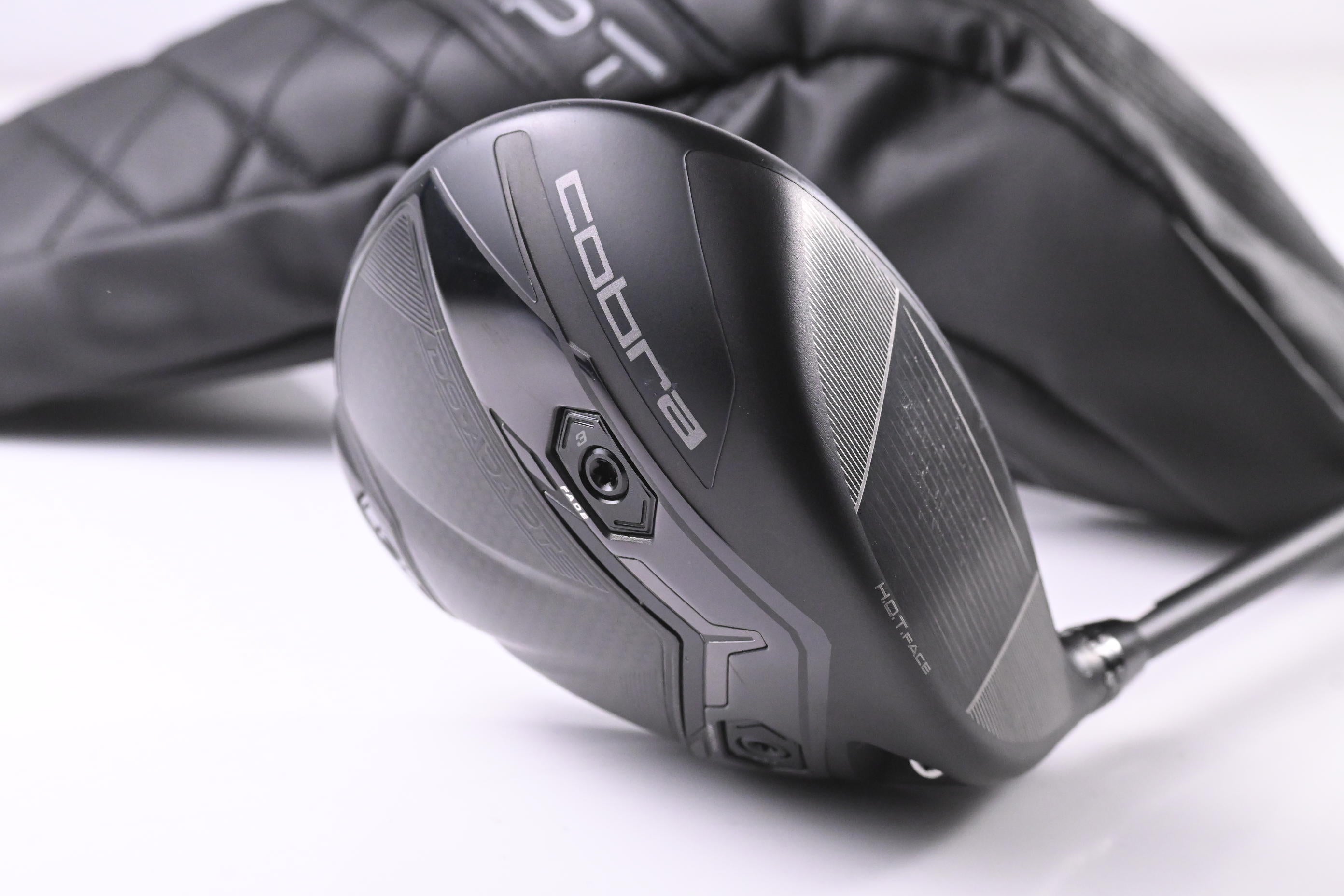 Cobra DS-Adapt LS Driver / 10.5 Degree / Regular Flex Vanquish 4 Shaft