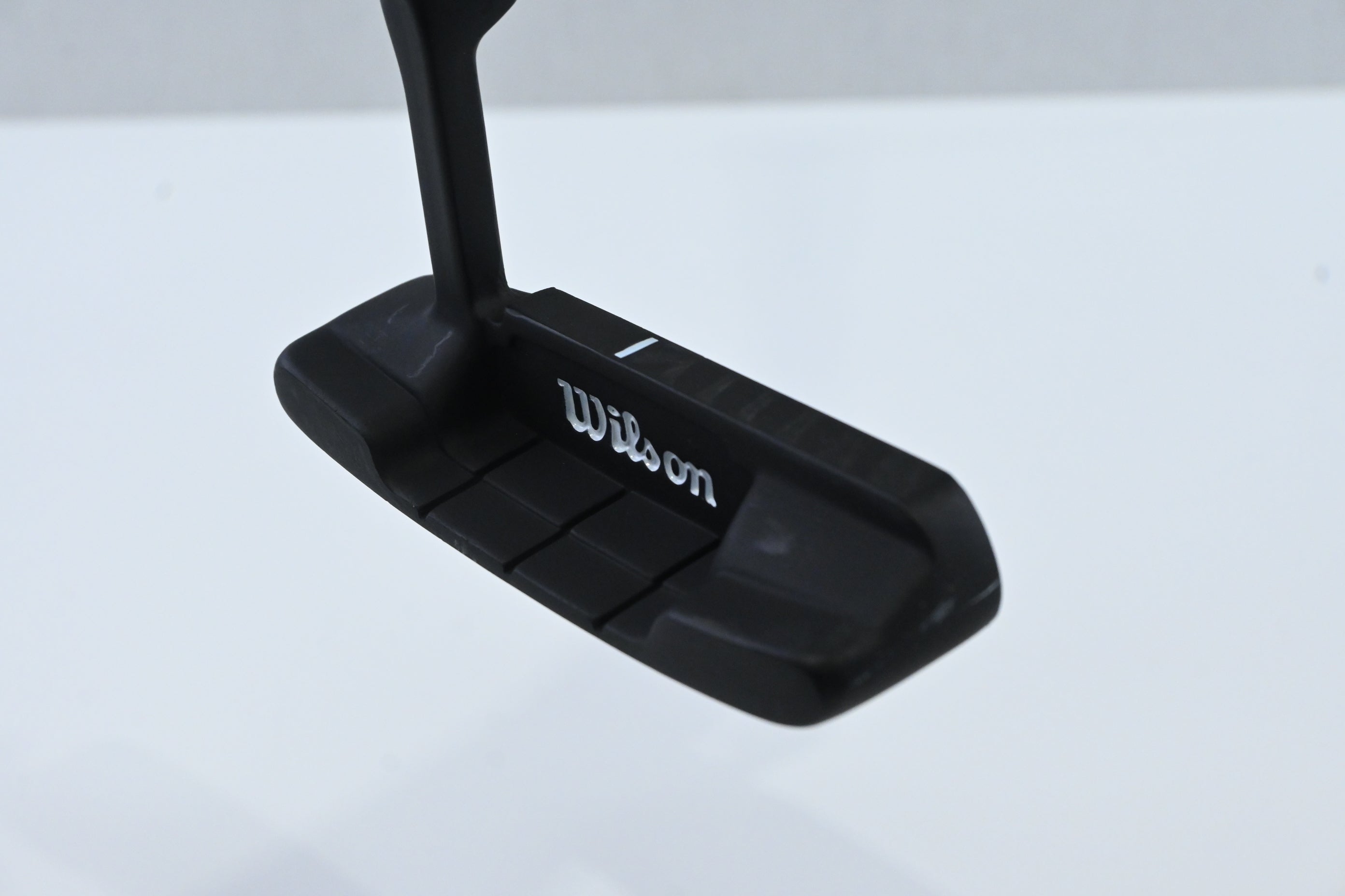 Junior Wilson Deep Red Putter / 34 Inch