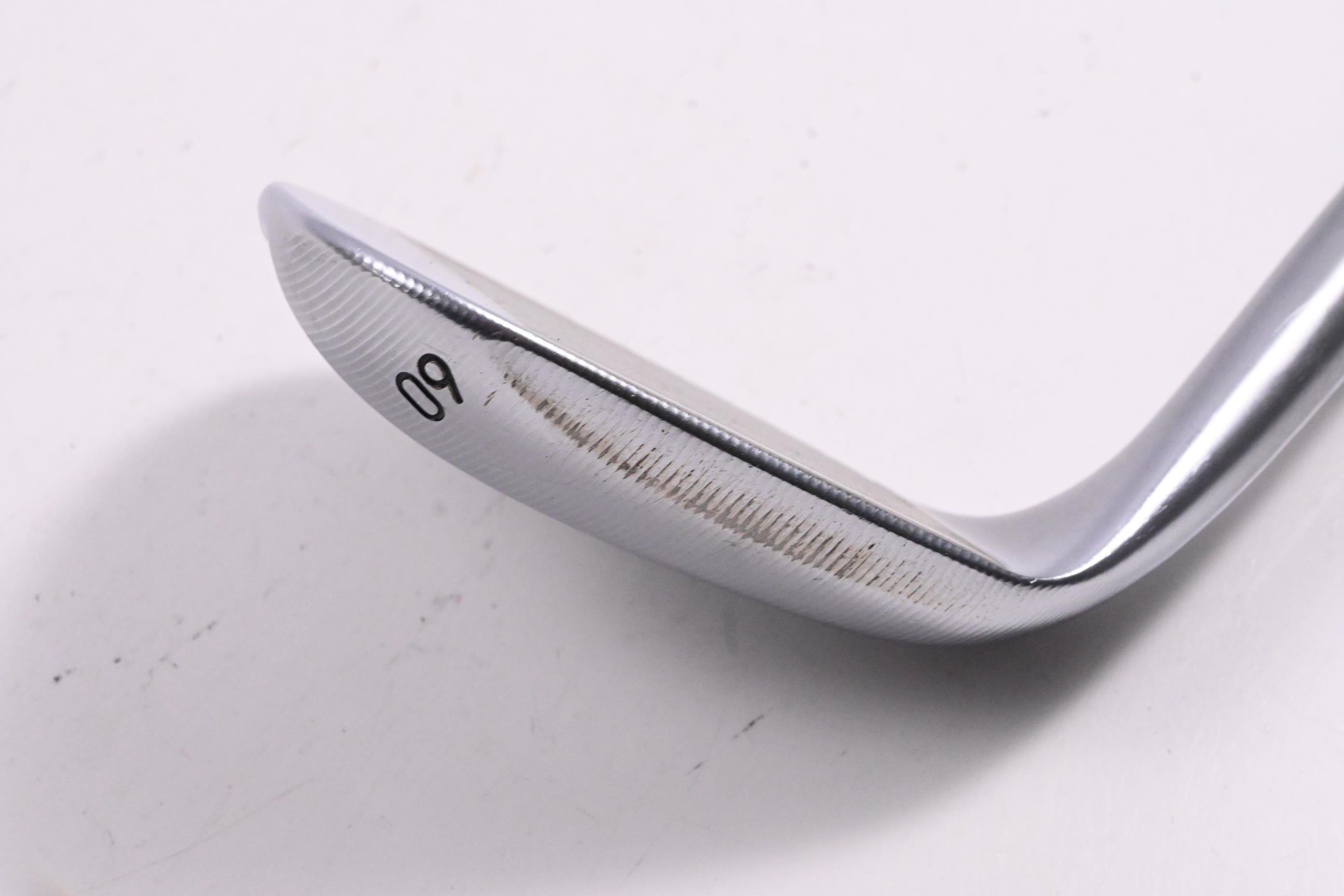 Taylormade Milled Grind 4 Lob Wedge / 60 Degree / Wedge Flex Dynamic Gold Shaft