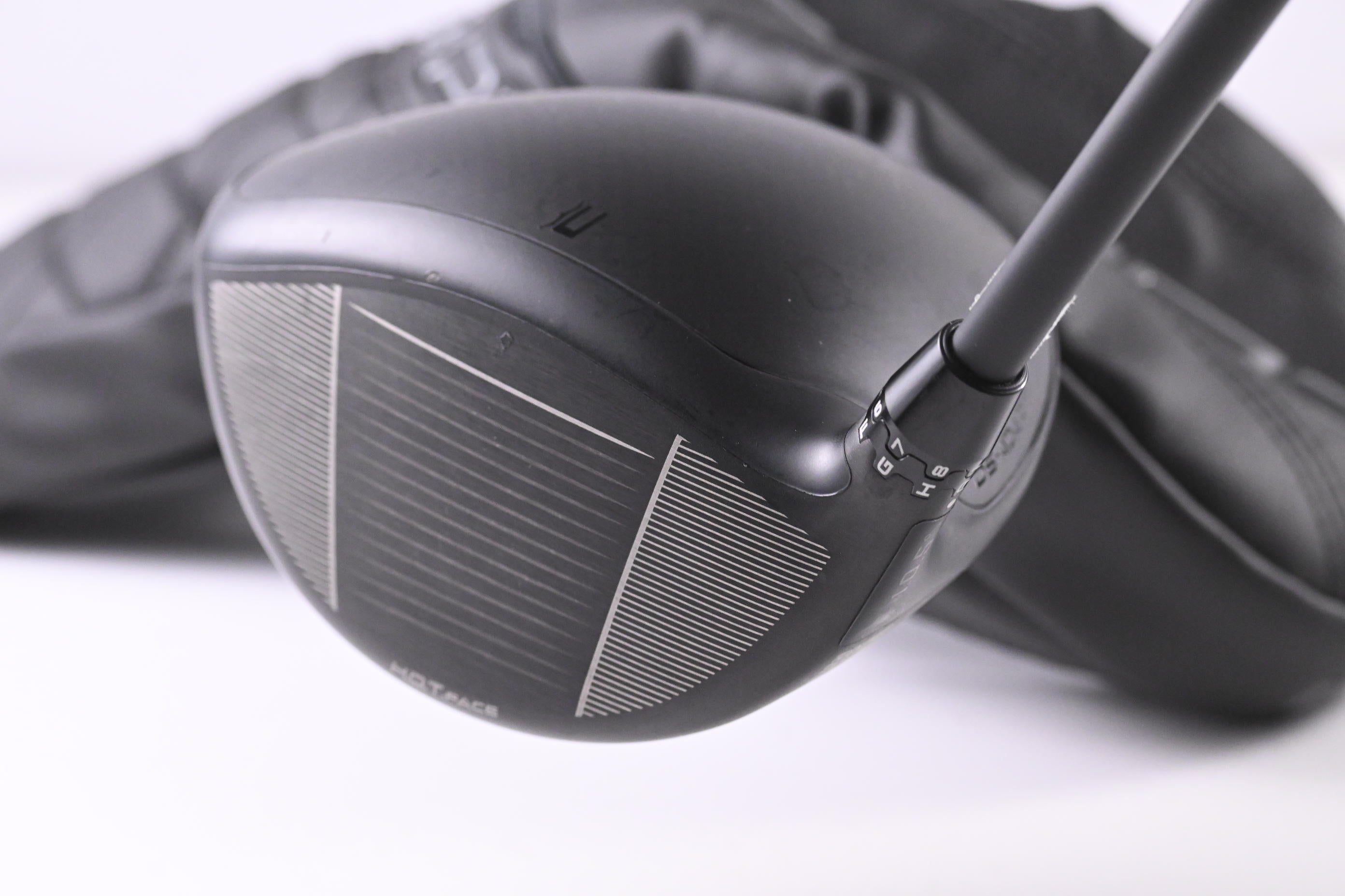 Cobra DS-Adapt LS Driver / 10.5 Degree / Regular Flex Vanquish 4 Shaft