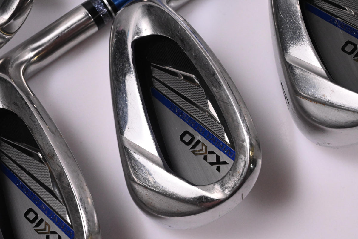XXIO Eleven Irons / 7-PW+GW / Regular Flex XXIO MP 1100 48 Shafts