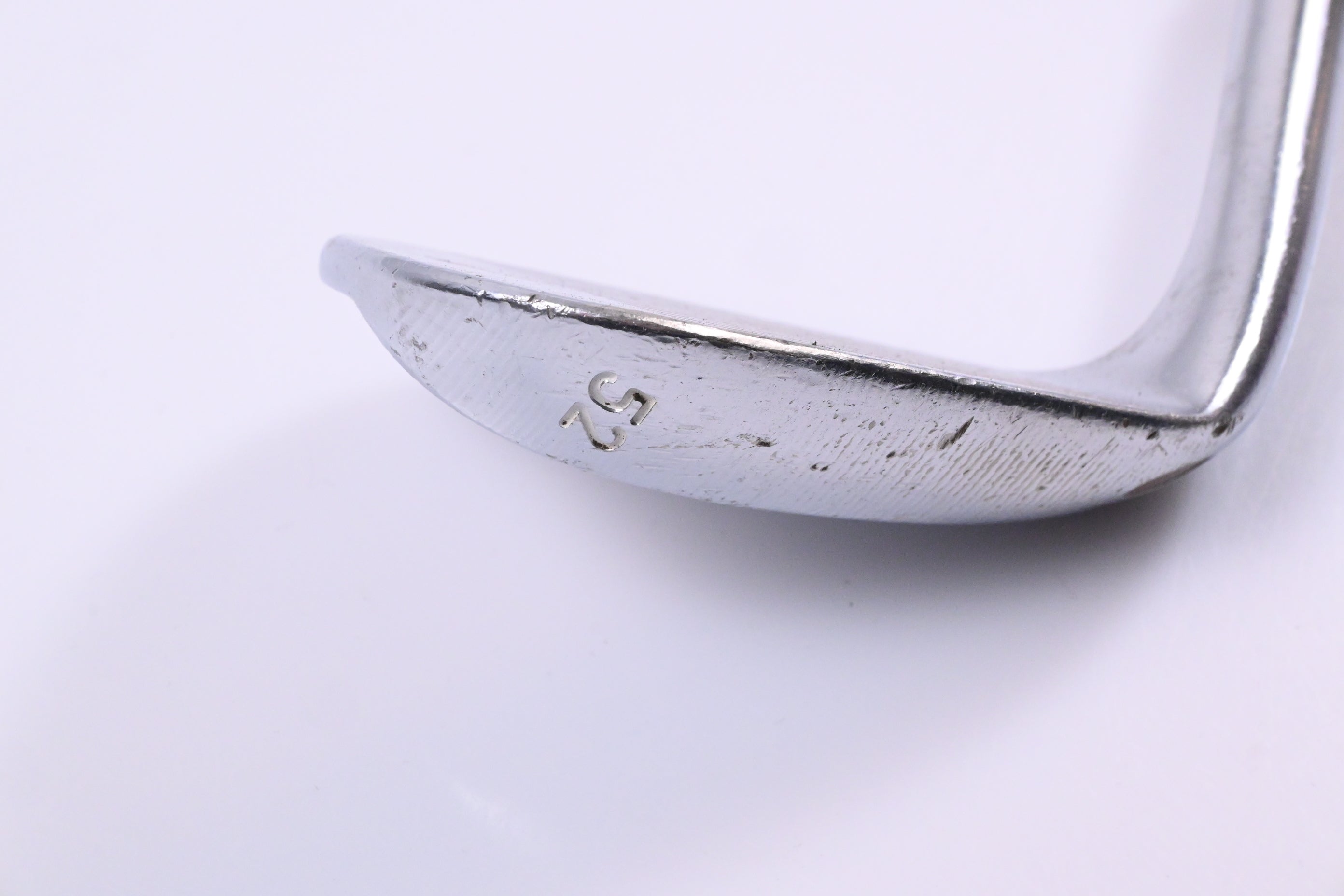 Taylormade Milled Grind Gap Wedge / 52 Degree / Wedge Flex Dynamic Gold Shaft