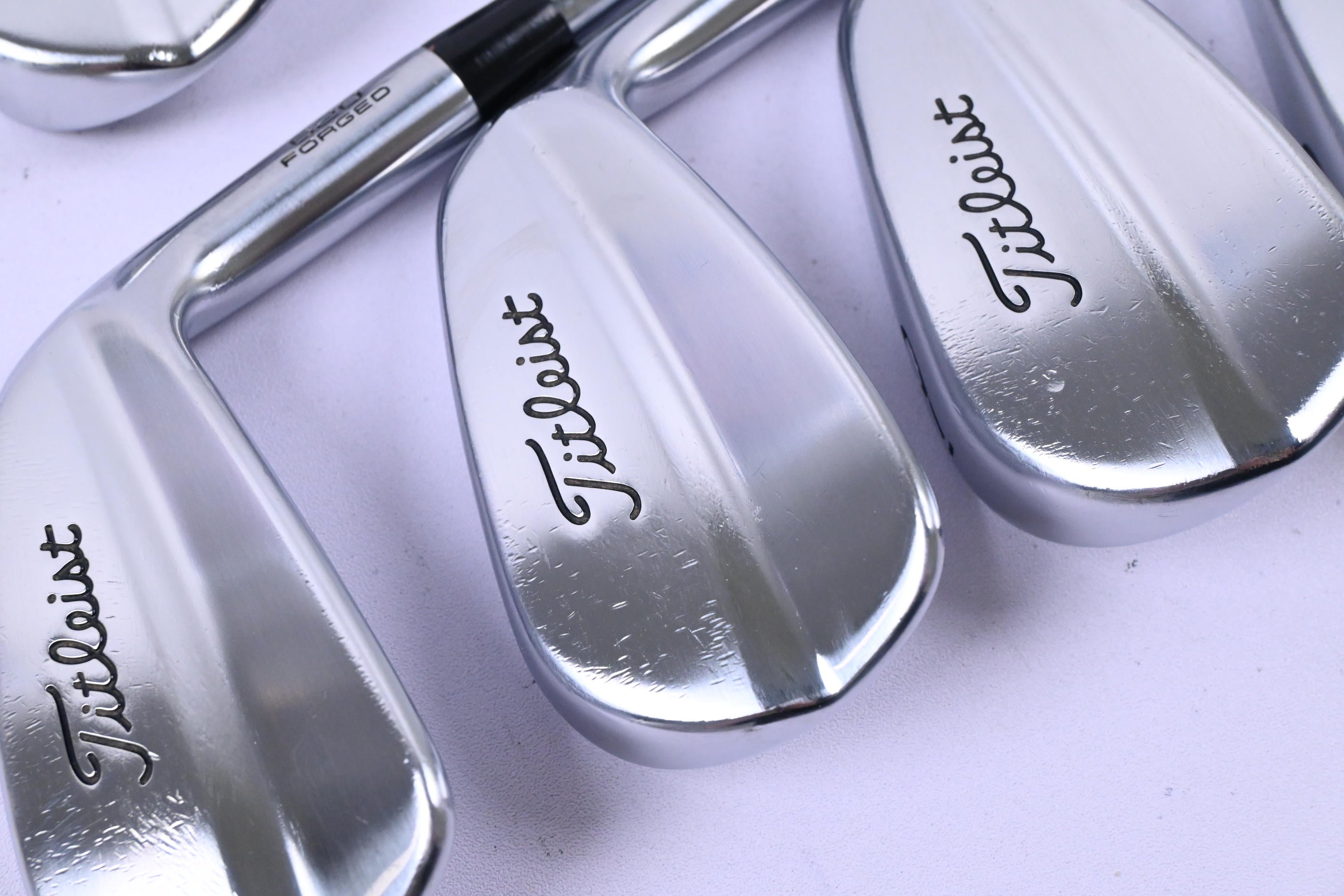 Titleist MB 620 Irons / 4-PW / X-Flex True Temper AMT White X100 Shafts
