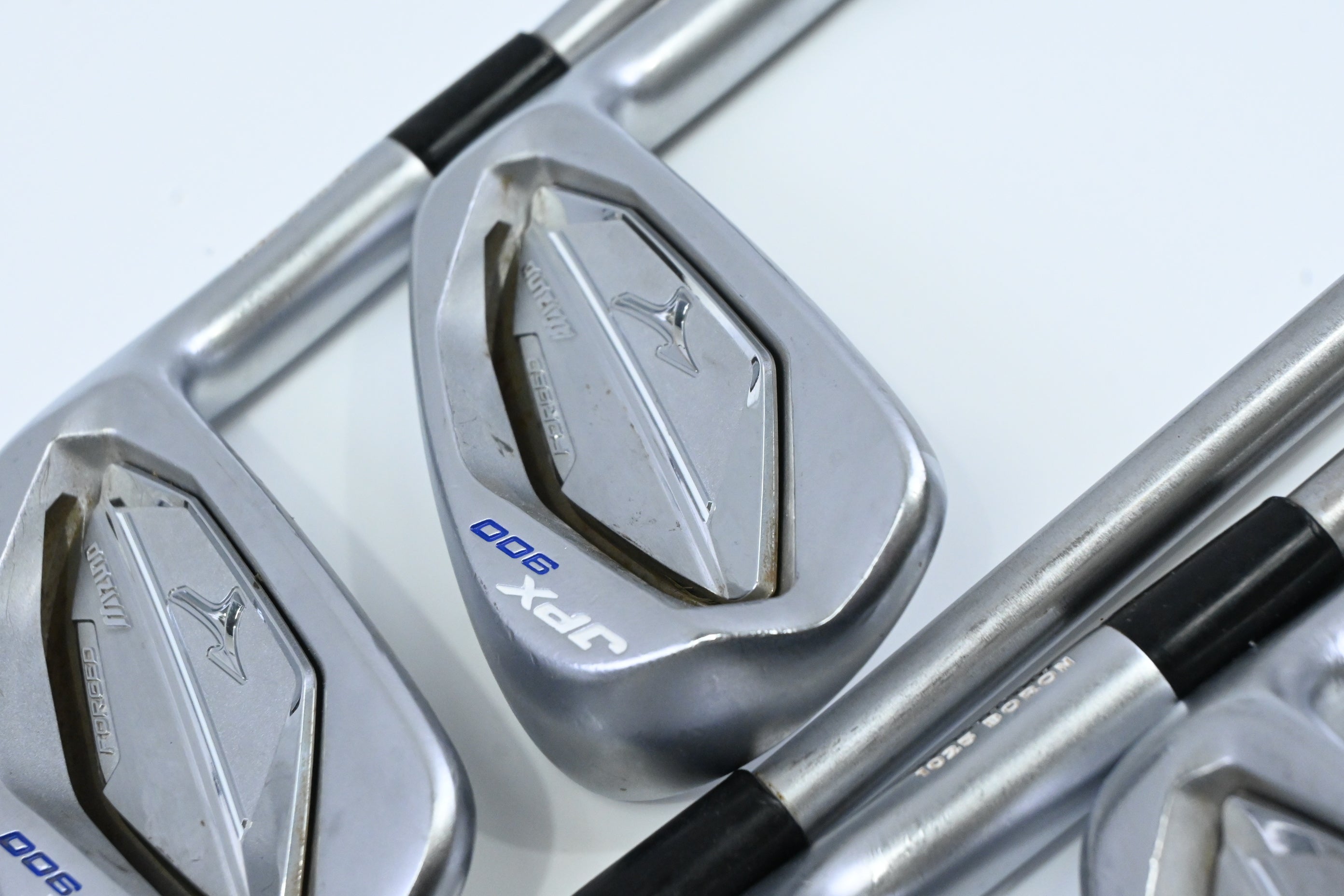 Mizuno JPX 900 Forged Irons / 6-PW / X-Flex KBS C-Taper Lite 115 Shafts