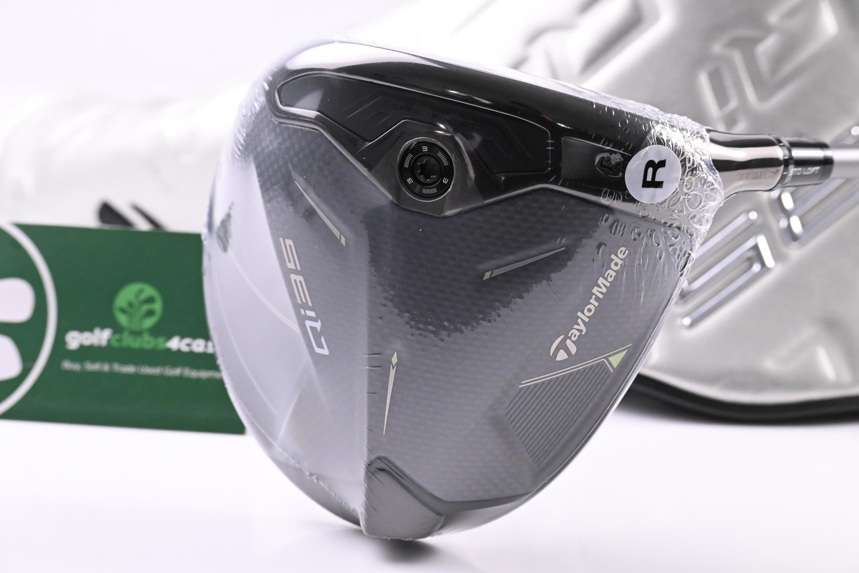 Taylormade Qi35 Driver / 10.5 Degree / Regular Flex Fujikura Air Speeder 50