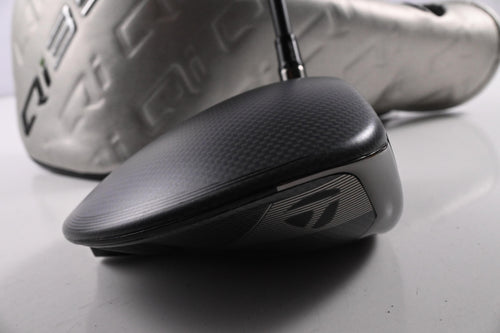 Taylormade Qi35 Max Driver / 10.5 Degree / Regular Flex Ventus Blue '25 5 Shaft