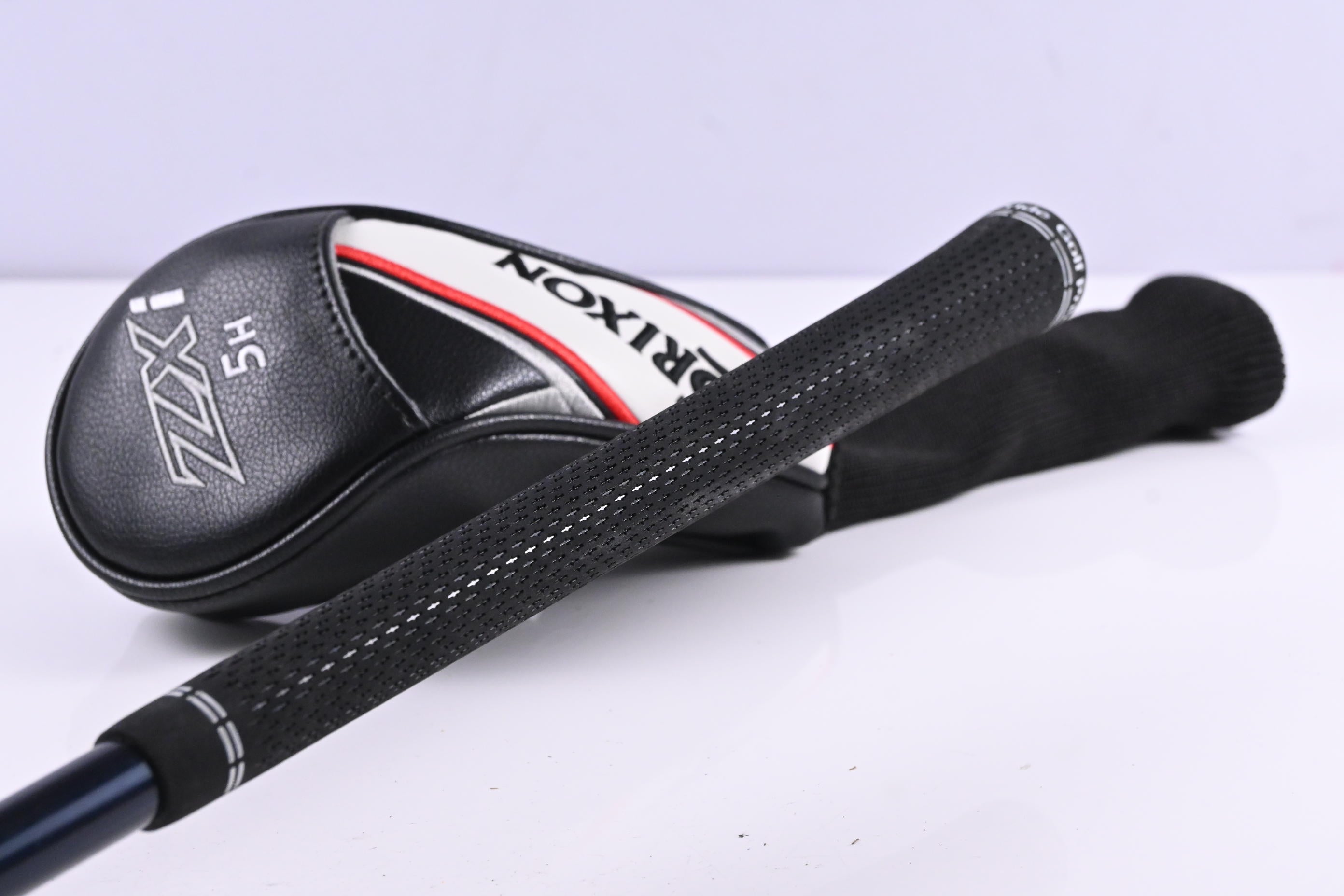 Srixon ZXi #4 Hybrid / 22 Degree / Regular Flex Fujikura Ventus TR Blue 7 Shaft