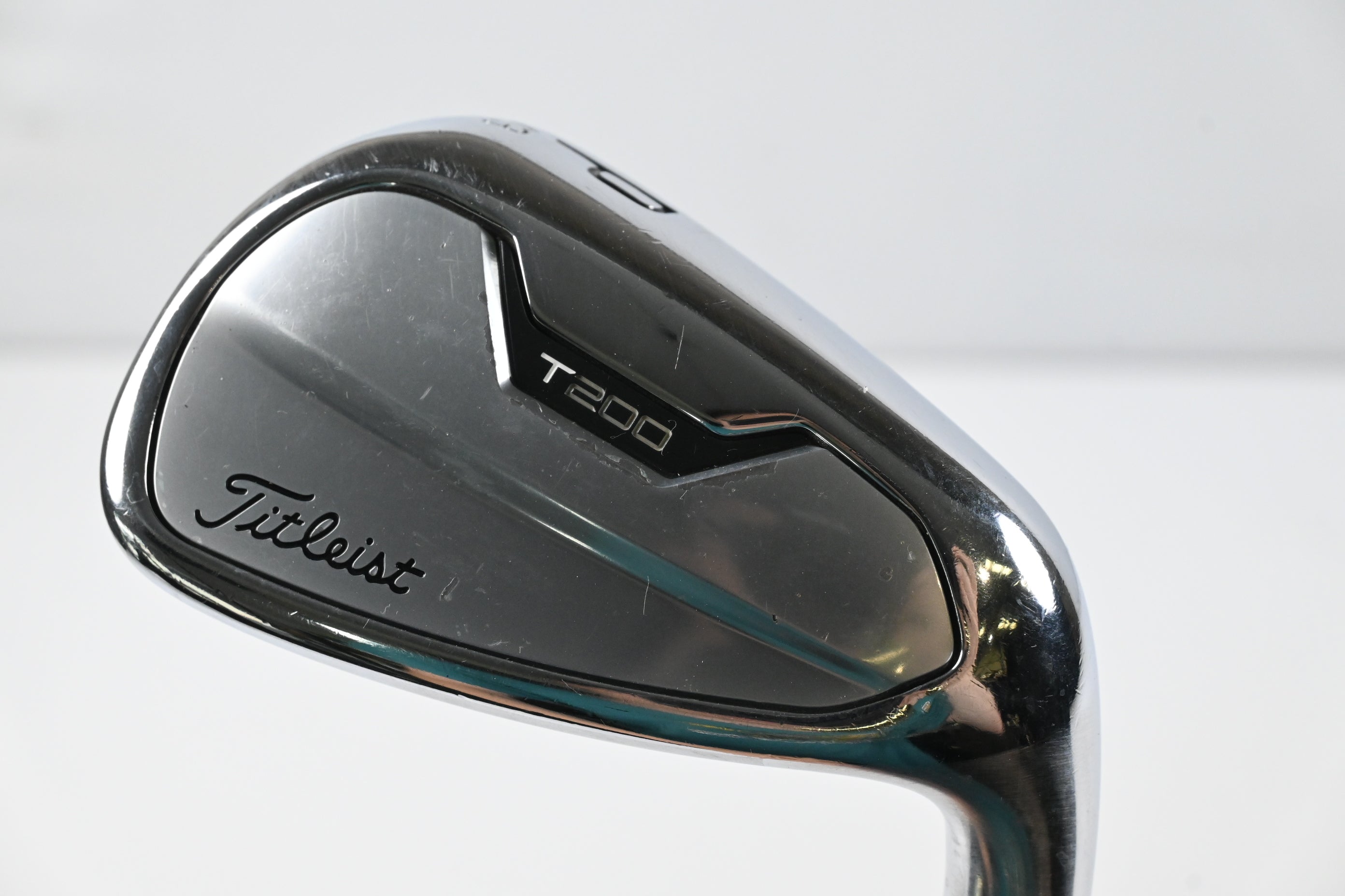 Titleist T200 2021 Pitching Wedge / 43 Degree / Stiff Flex AMT Black S300 Shaft