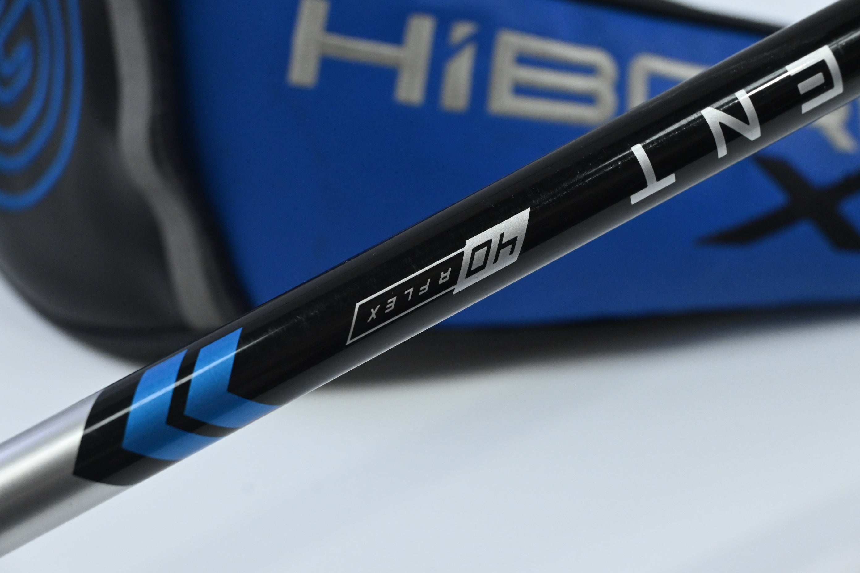 Cleveland HiBore XL Lite Driver / 10.5 Degree / Regular Flex Ascent PL 40 Shaft