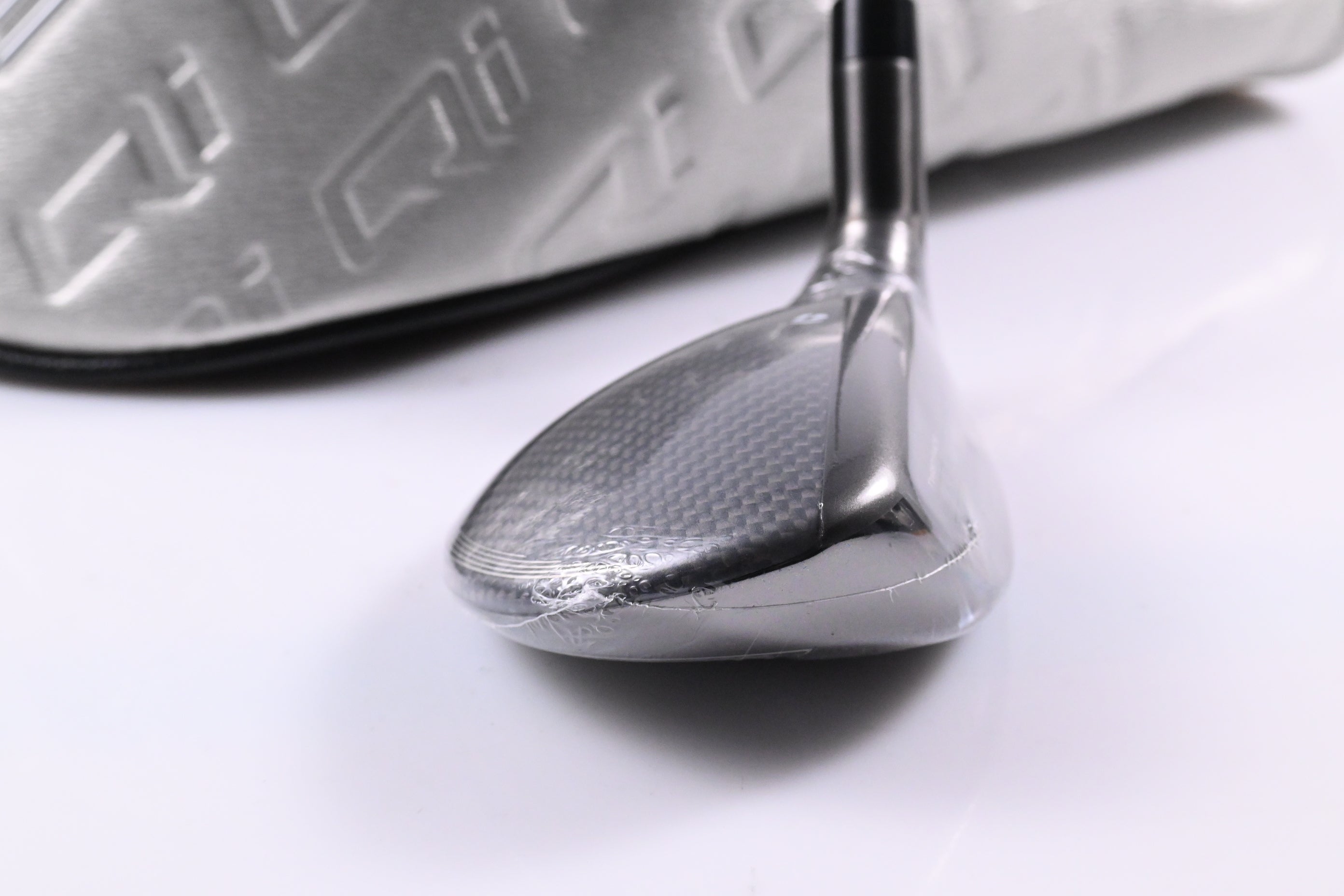 Taylormade Qi35 Max Lite #5 Hybrid / 27 Degree / Senior Flex Vanquish 5 Shaft