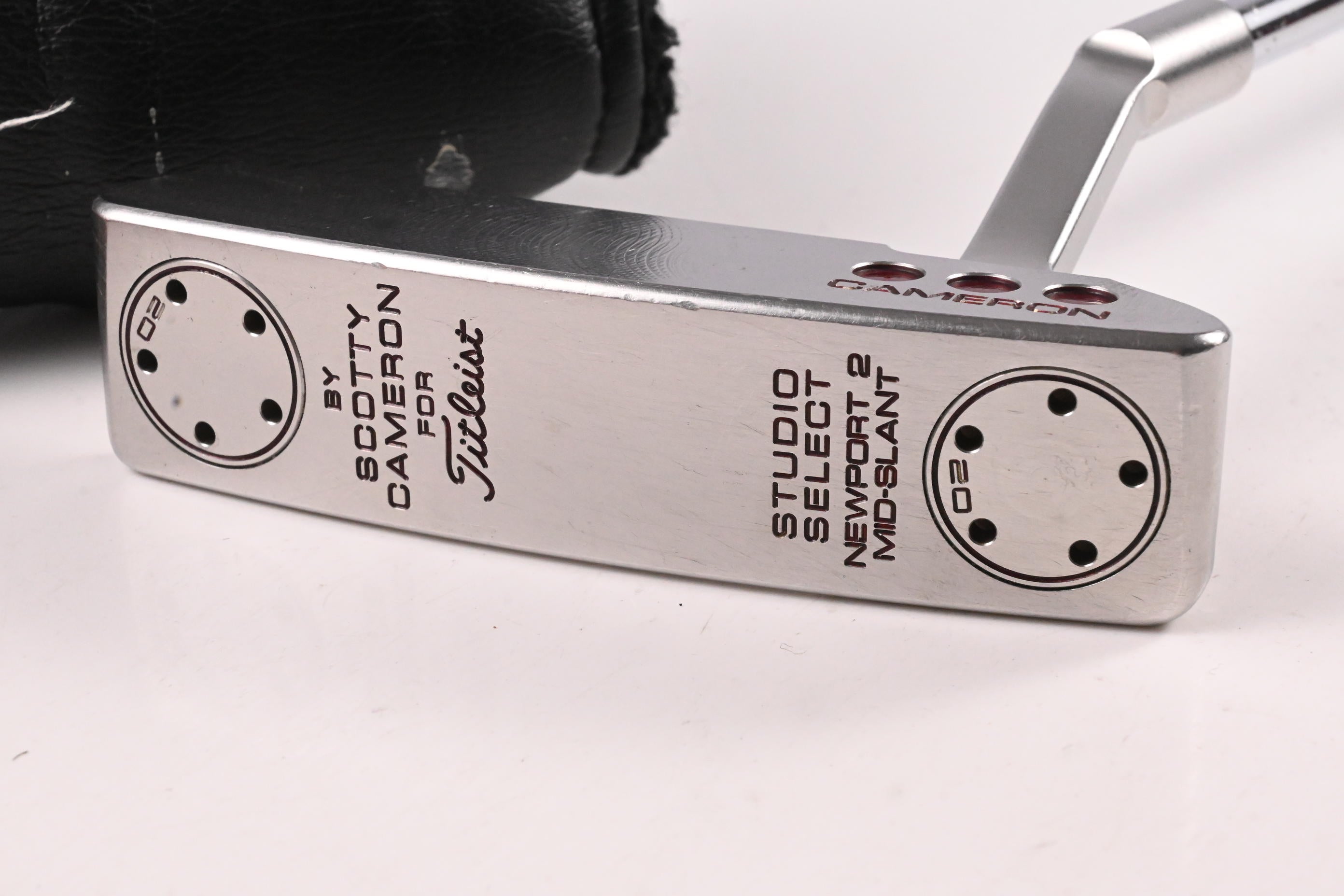 Scotty Cameron Studio Select Newport 2 Putter / 33 Inch