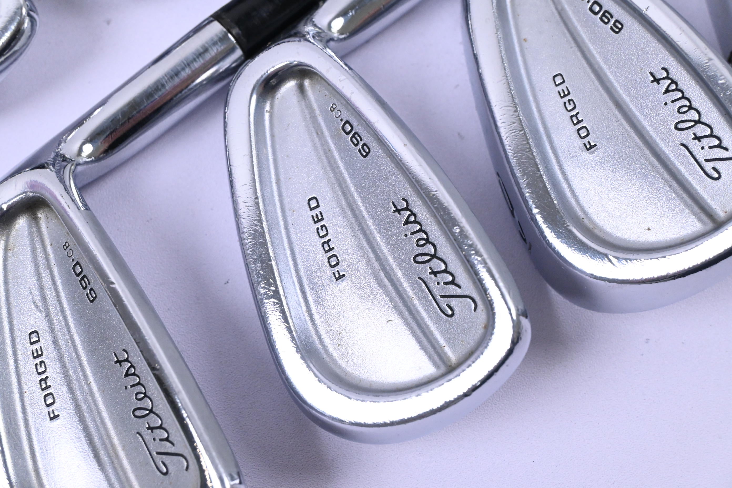 Titleist 690.CB Irons / 3-PW / Stiff Flex Dynamic Gold S400 Shafts