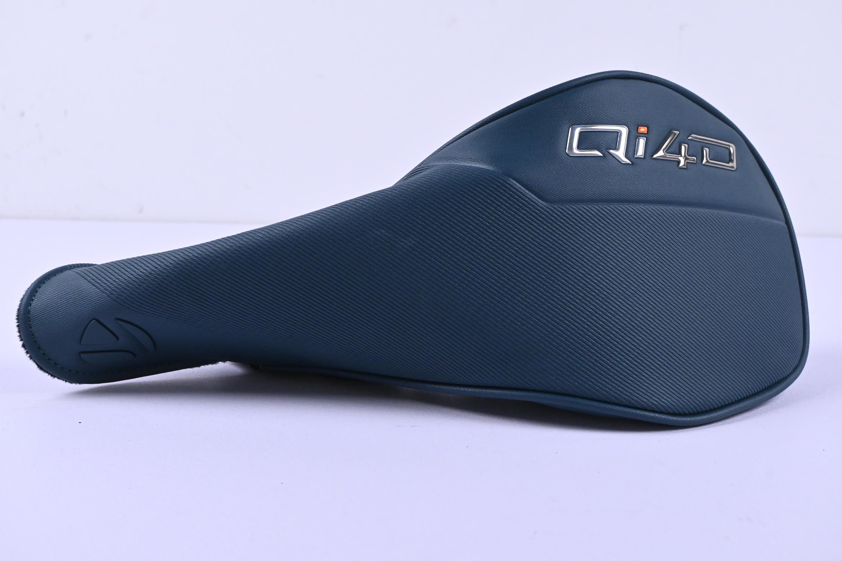 Taylormade Qi4D Driver / 10.5 Degree / Stiff Flex REAX Blue 50 Shaft