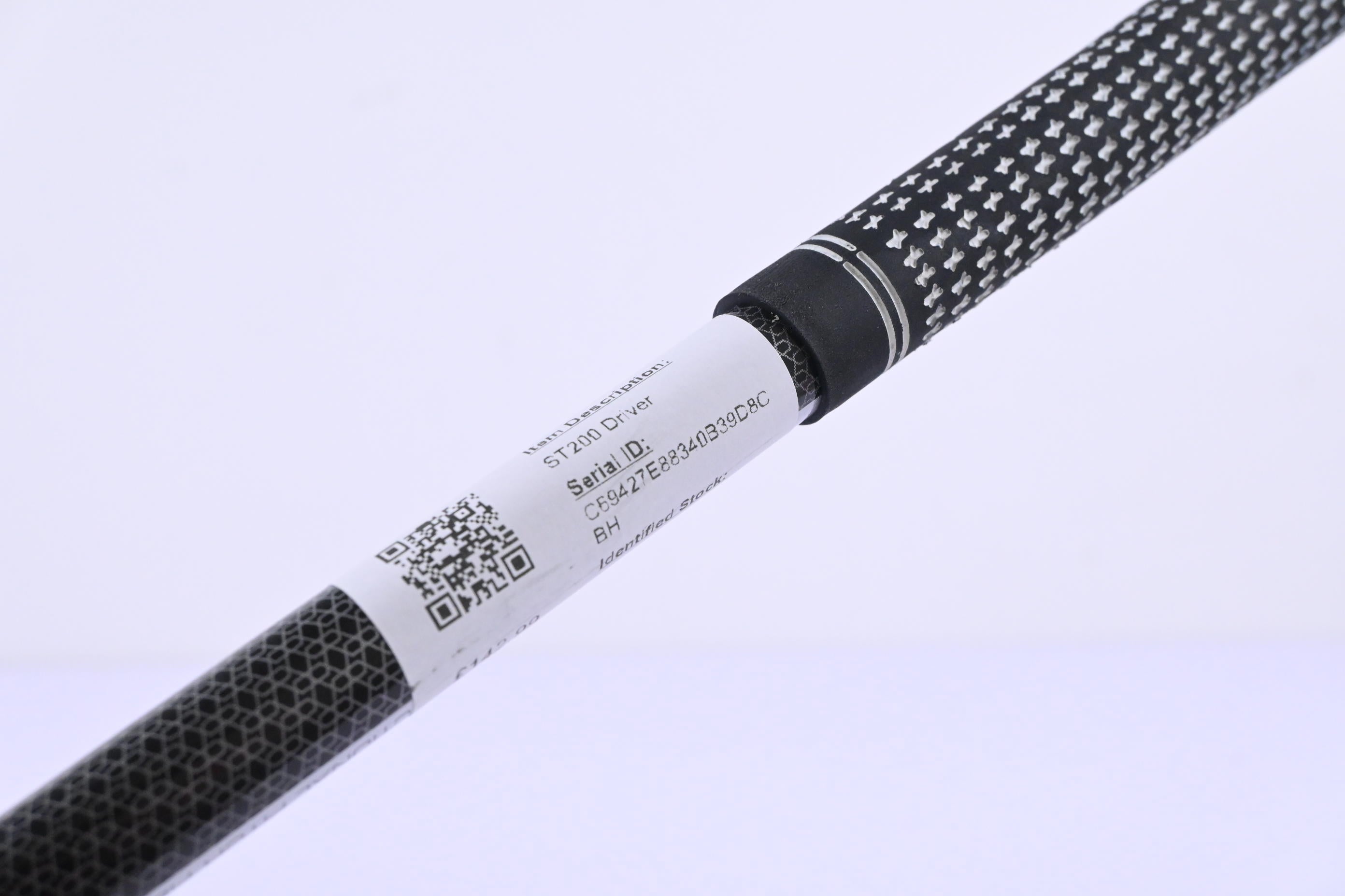 Mizuno ST200 Driver / 10.5 Degree / Regular Flex Diamana M+ Ltd 50 Shaft