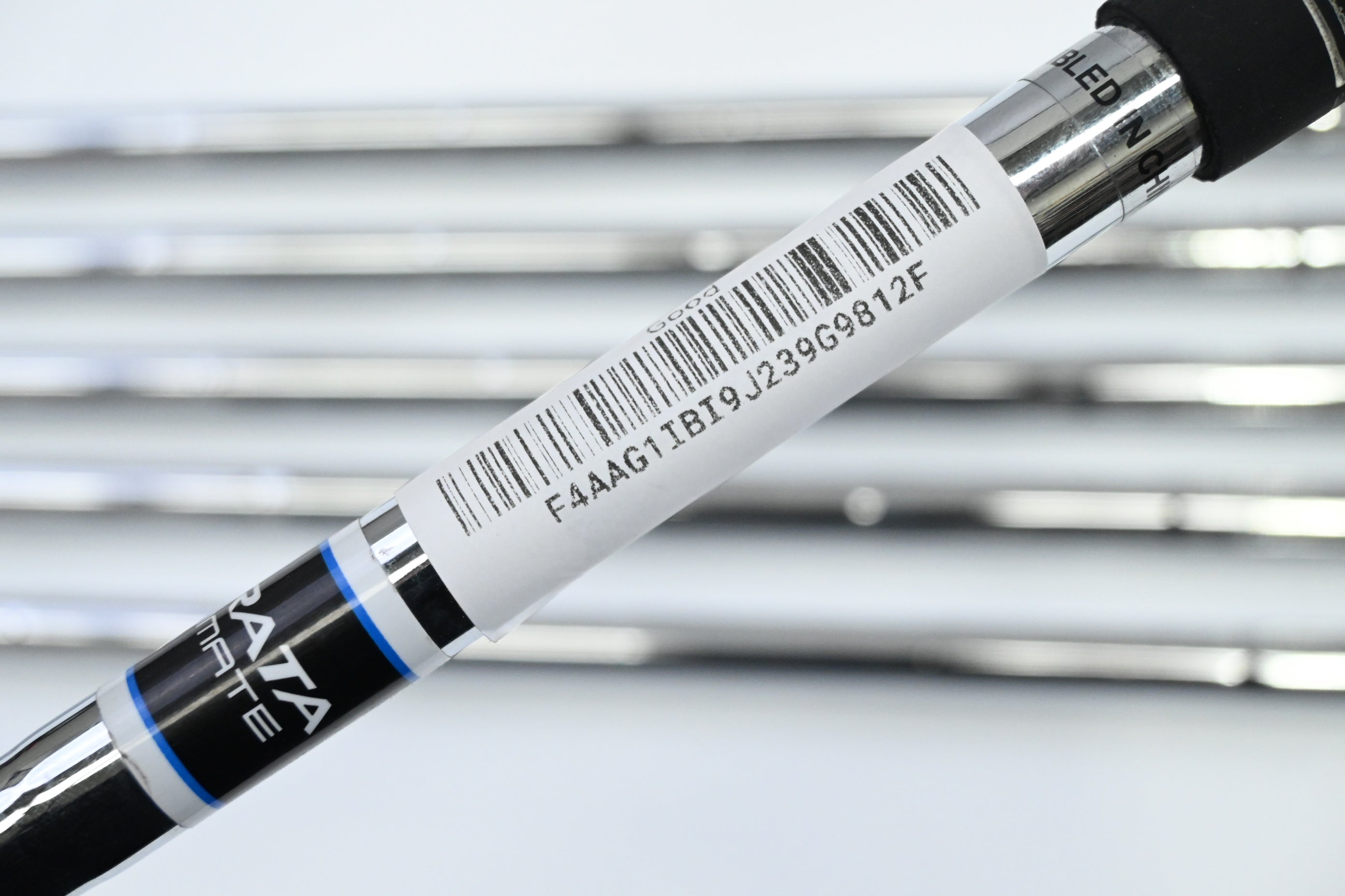 Strata Ultralite Irons / 6-PW+SW / Regular Flex Strata Ultralite Shafts