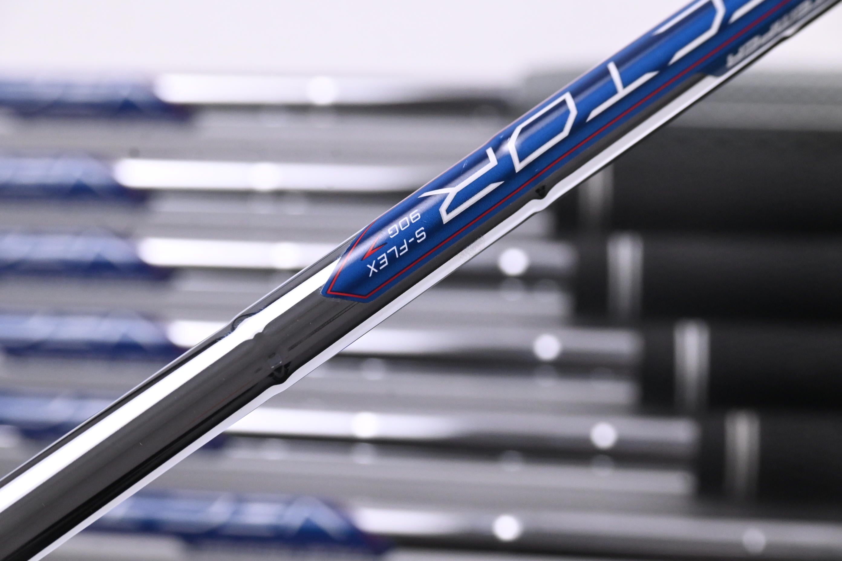 Callaway Elyte Irons / 5-PW+AW / Stiff Flex True Temper Vector 90 Shafts