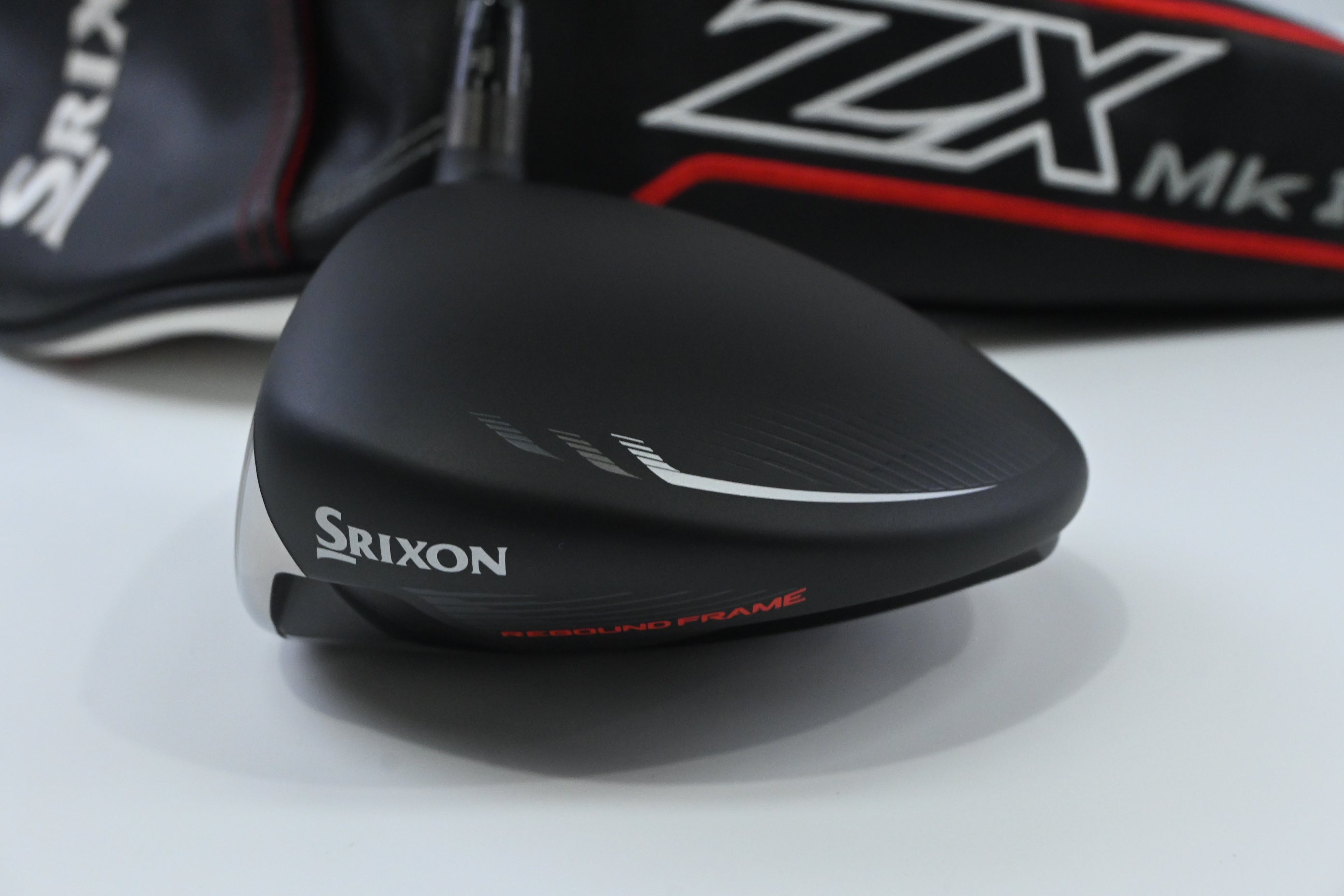 Left Hand Srixon ZX5 Mk II Driver 2023 / 10.5 Degree / Regular Flex HZRDUS Smoke