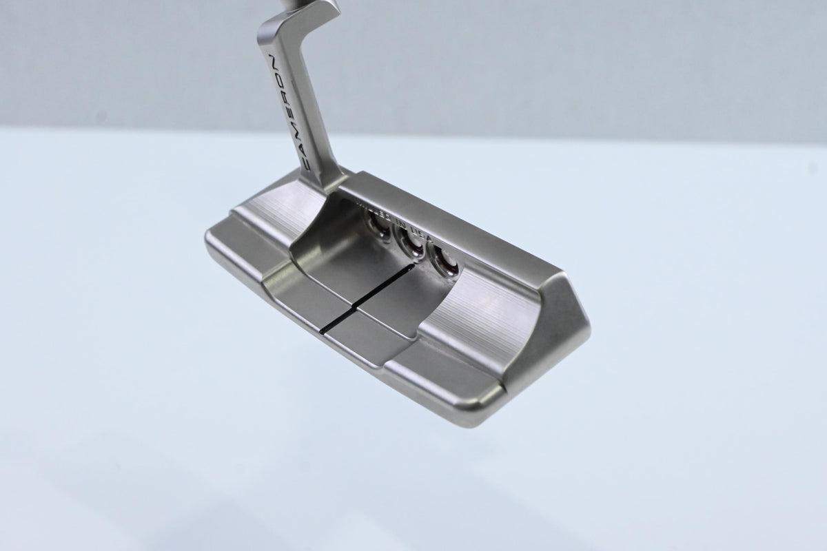 Scotty Cameron Special Select Squareback 2 Putter / 34 Inch