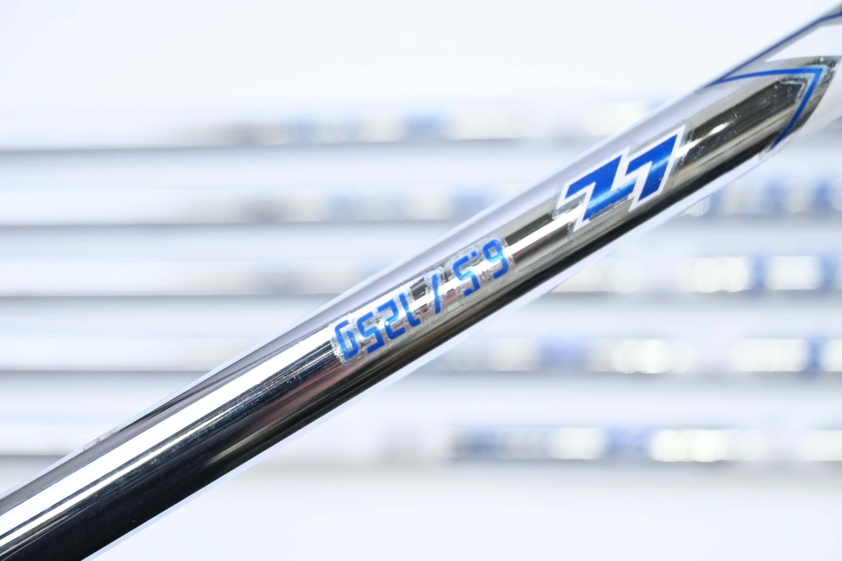 Titleist CB 620 Irons / 5-PW / X-Flex Project X LZ 125 Shafts