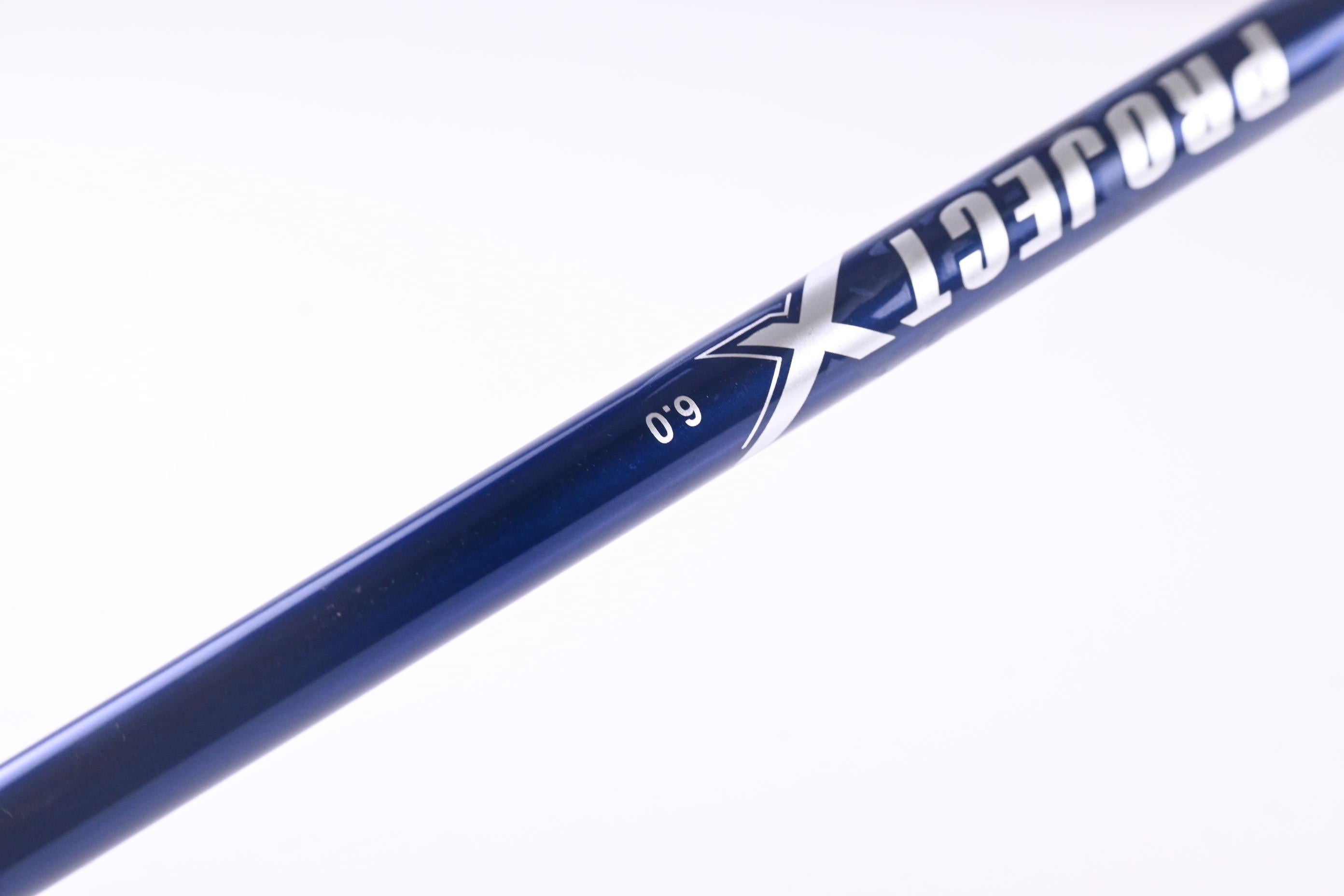 Left Hand Taylormade R15 Driver / 10.5 Degree / Stiff Flex Project X Shaft