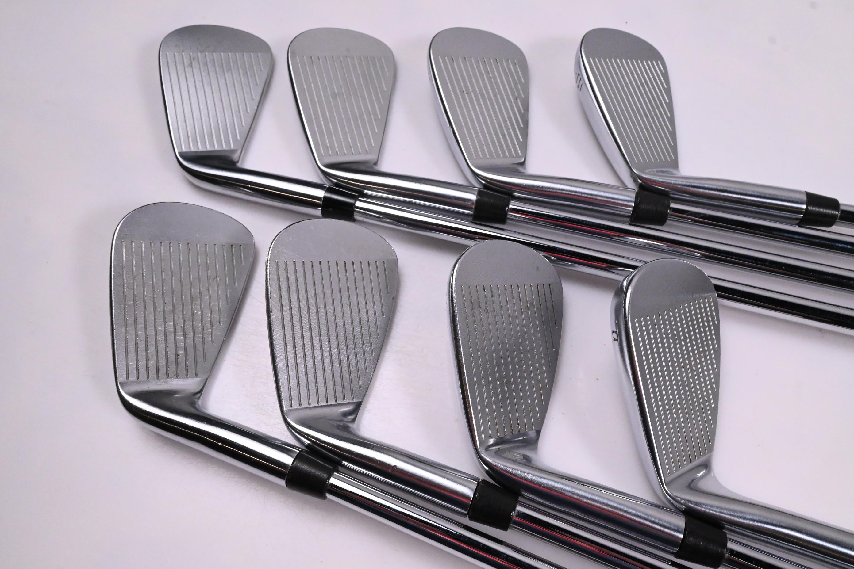 Taylormade P730 Irons / 3-PW / X-Flex Project X LZ 125 Shafts