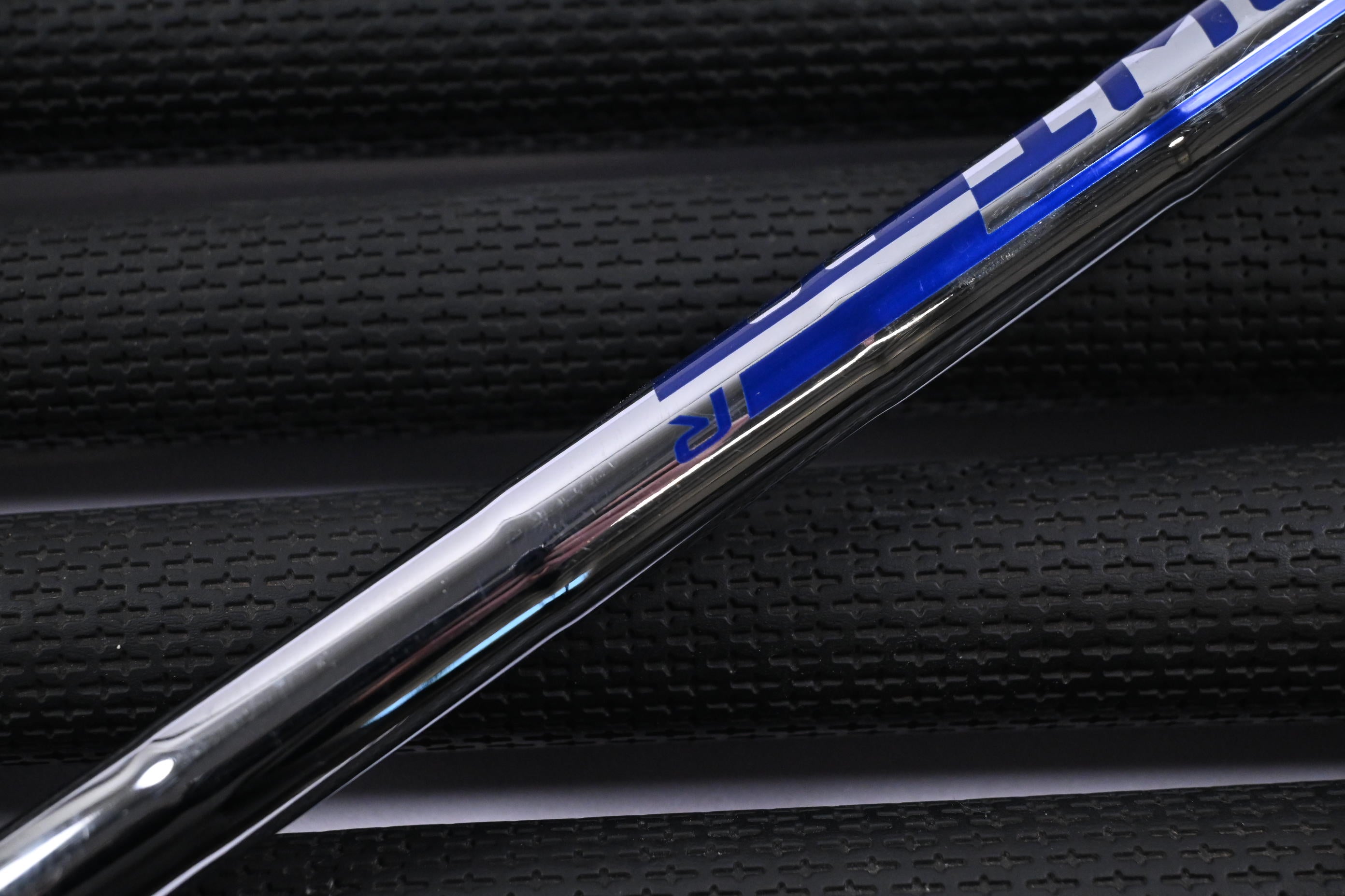 Ping i525 Irons / 6-PW / Blue Dot / Regular Flex Ping AWT 2.0 Shafts