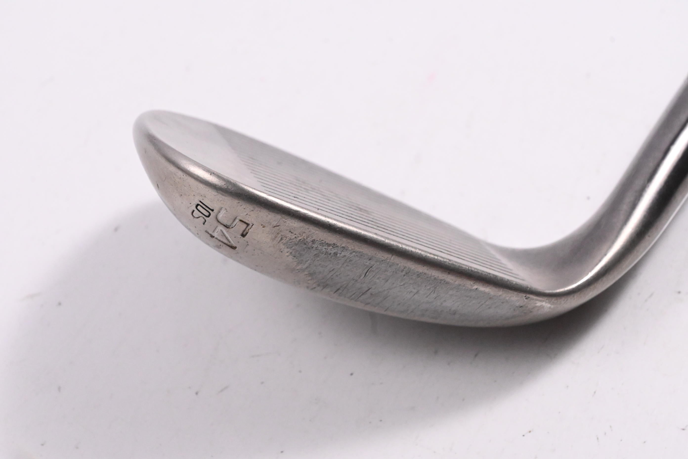 Titleist Vokey SM9 Sand Wedge / 54 Degree / Wedge Flex Titleist Vokey SM9 Shaft
