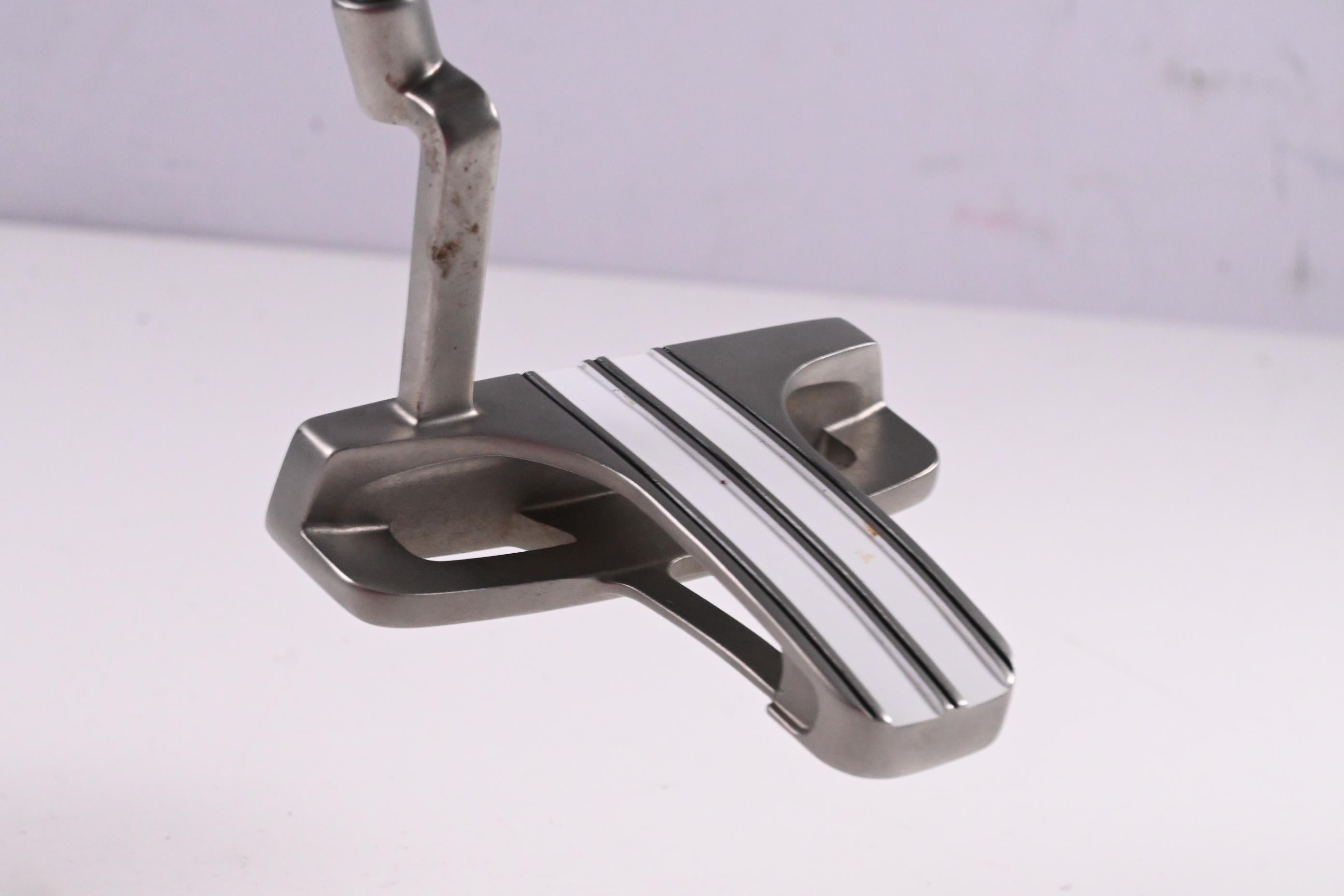 Odyssey White Hot XG Putter / 34 \Inch