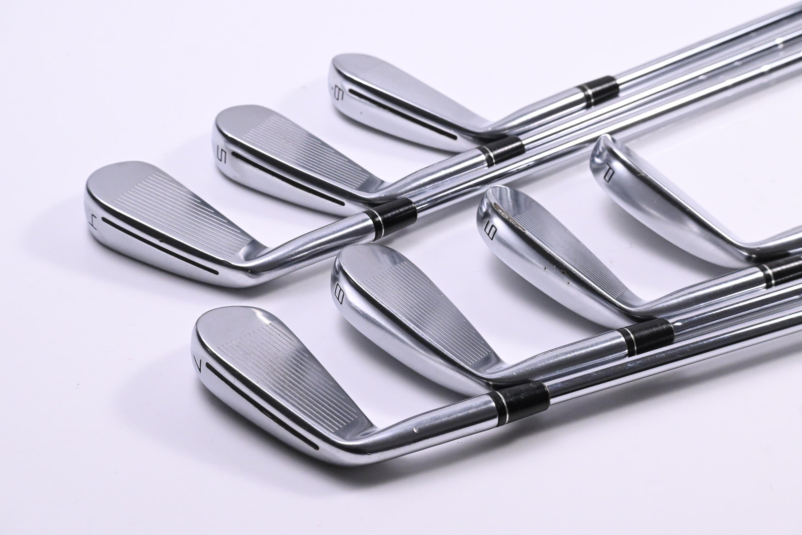 Taylormade P790 2017 Irons / 4-PW / Regular Flex KBS Tour Flt 110 Shafts