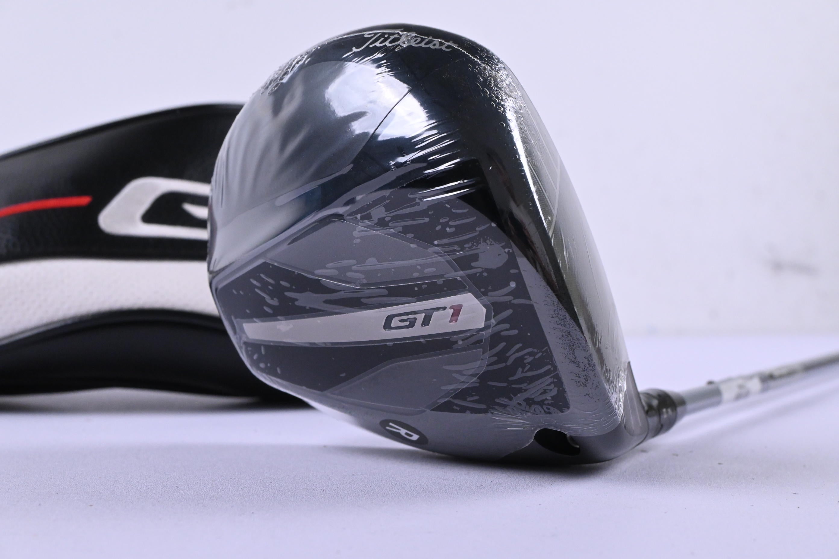 Titleist GT1 Driver / 12 Degree / Regular Flex Fujikura Air Speeder 40 Shaft
