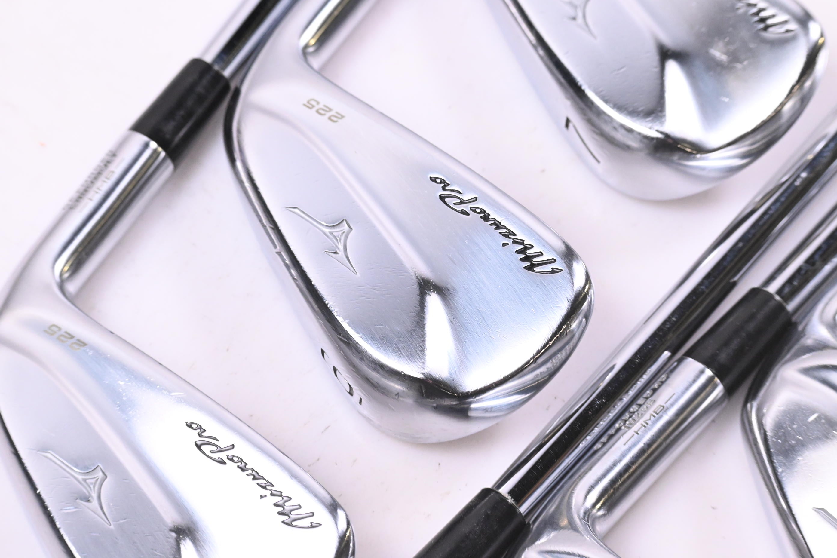 Mizuno Pro 225 Irons / 5-PW+GW / X-Flex Project X LZ 125 Shafts