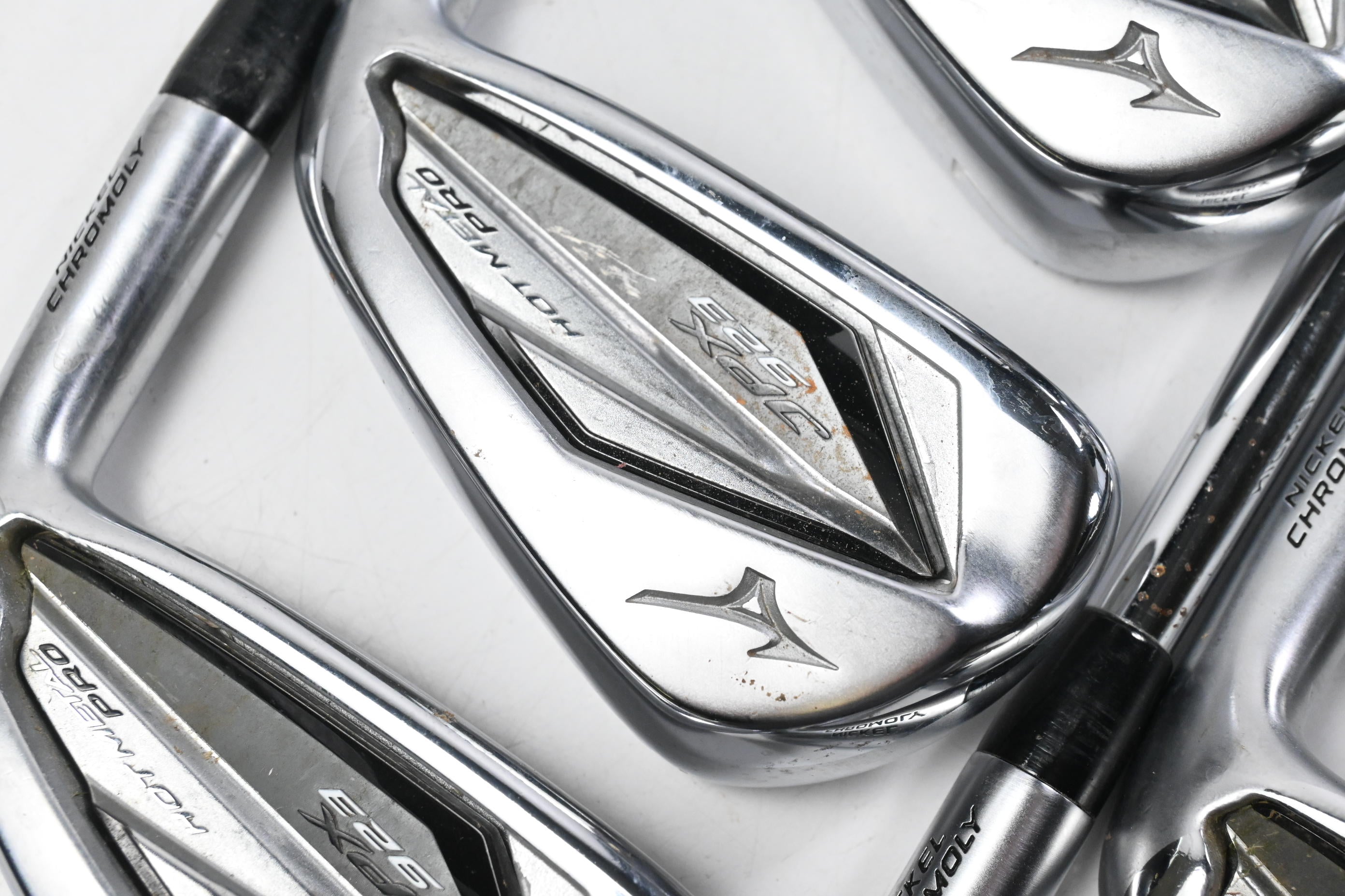 Mizuno JPX 923 Hot Metal Pro Irons / 5-PW / X-Flex ACCRA Iseries 125 Shafts