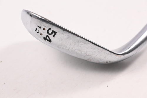 Cleveland 588 RTX Sand Wedge / 54 Degree / Wedge Flex Dynamic Gold Shaft