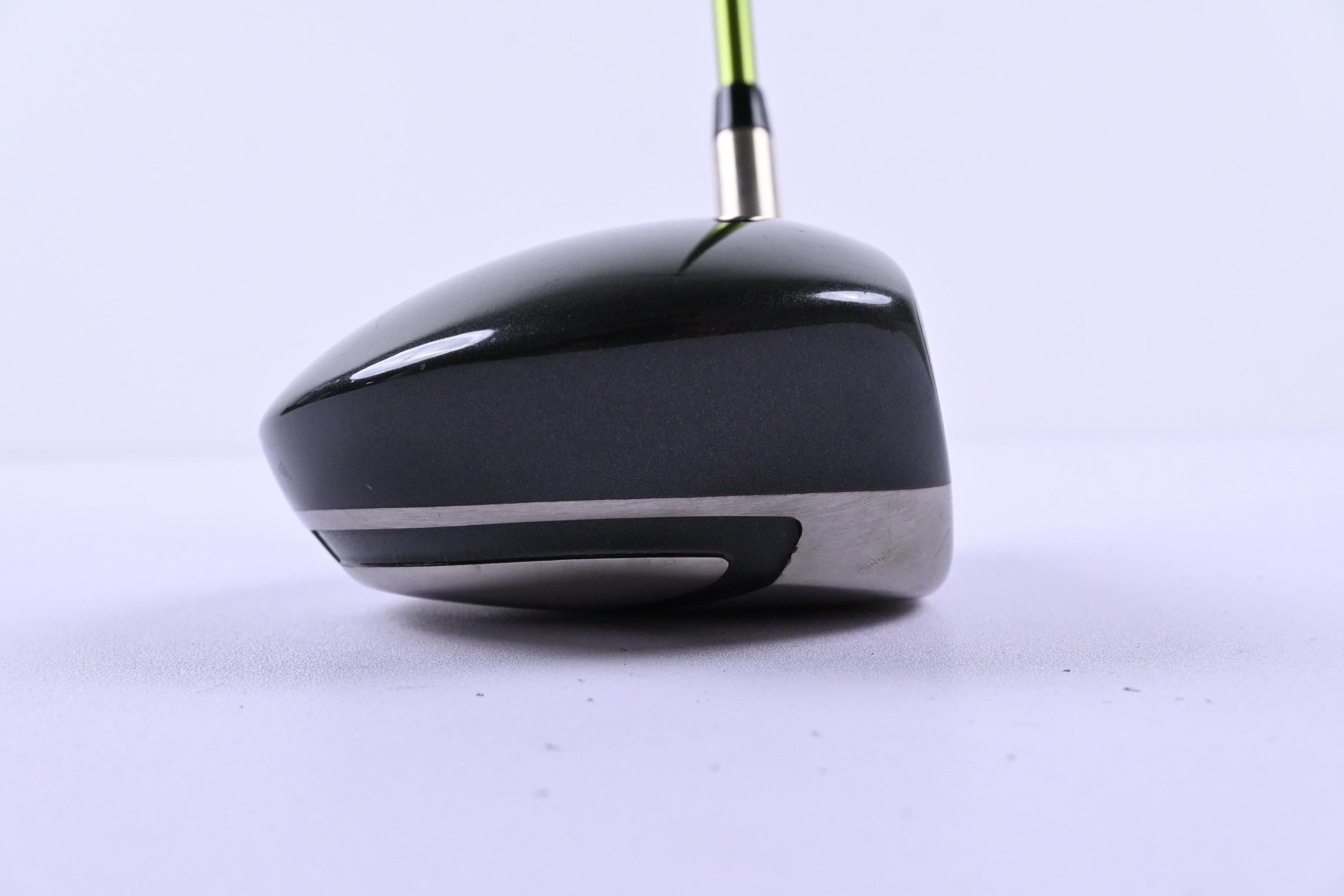 Titleist 905 T Driver / 10.5 Degree / Stiff Flex Aldila NV Green 65 Shaft