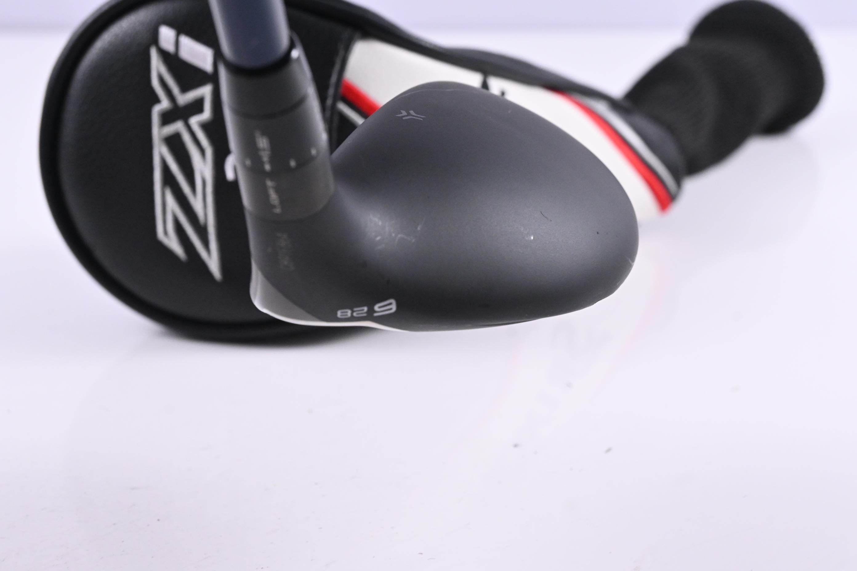 Srixon ZXi #6 Hybrid / 28 Degree / Regular Flex Fujikura Ventus TR Blue 7 Shaft