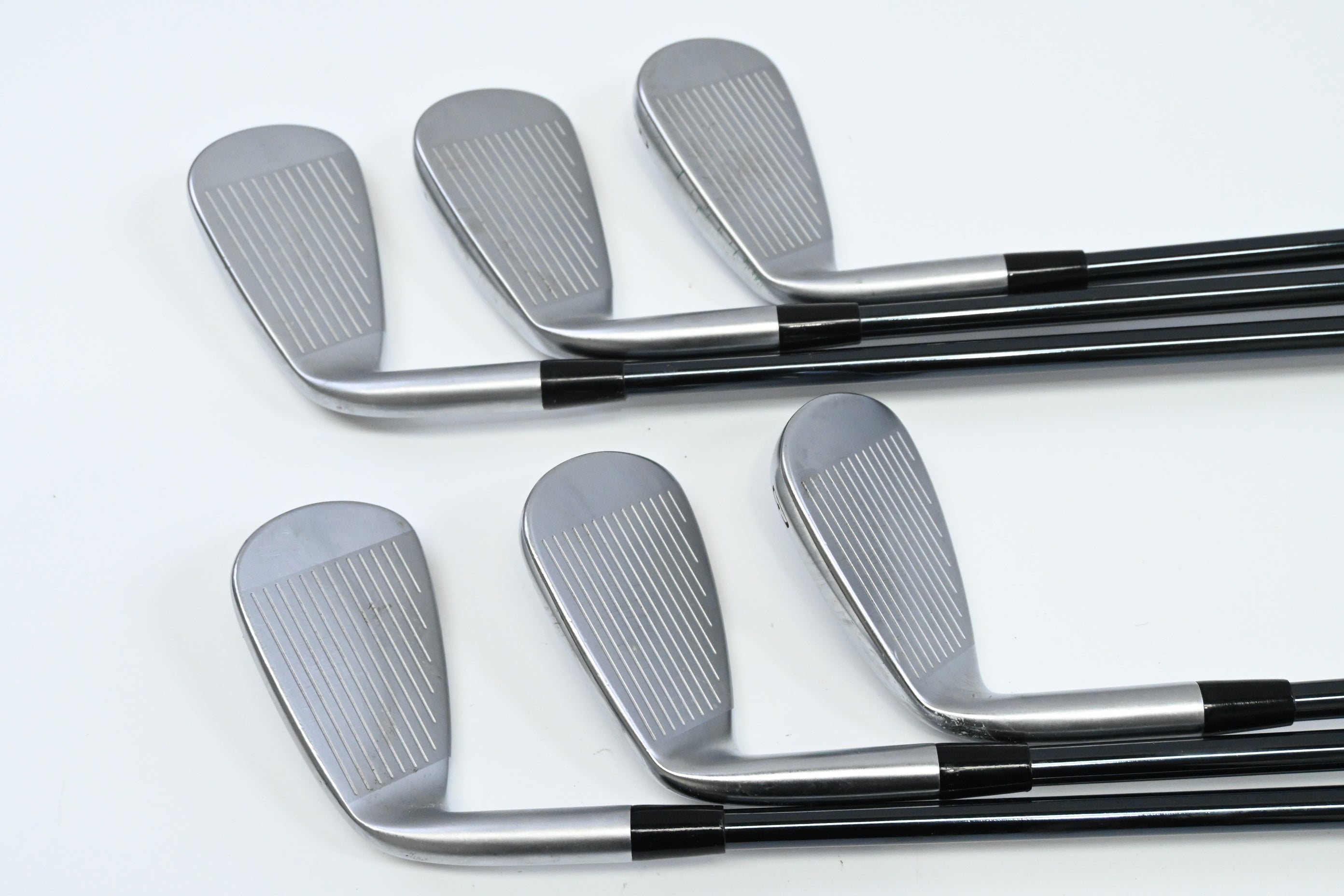 Mizuno JPX 925 Hot Metal HL Irons / 6-PW+GW / Senior Flex UST Recoil Dart ESX 60