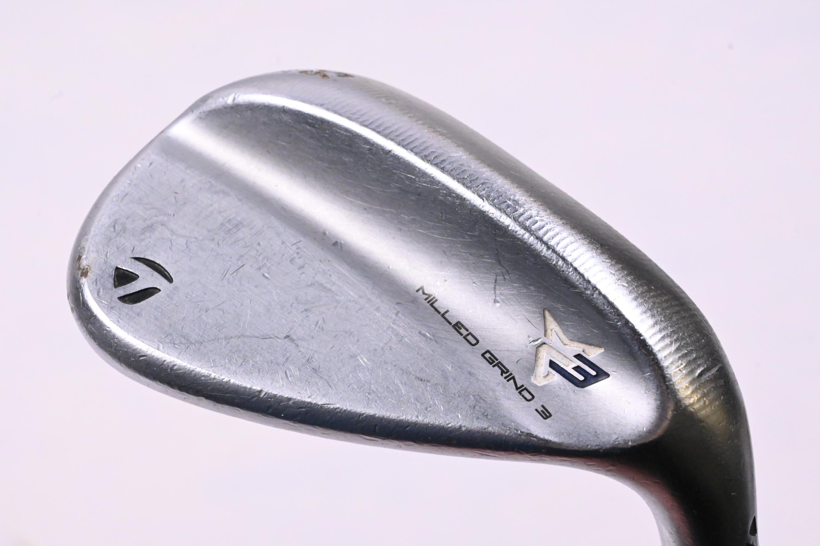 Taylormade Milled Grind 3 Sand Wedge / 56 Degree / Regular Flex UST Recoil Dart