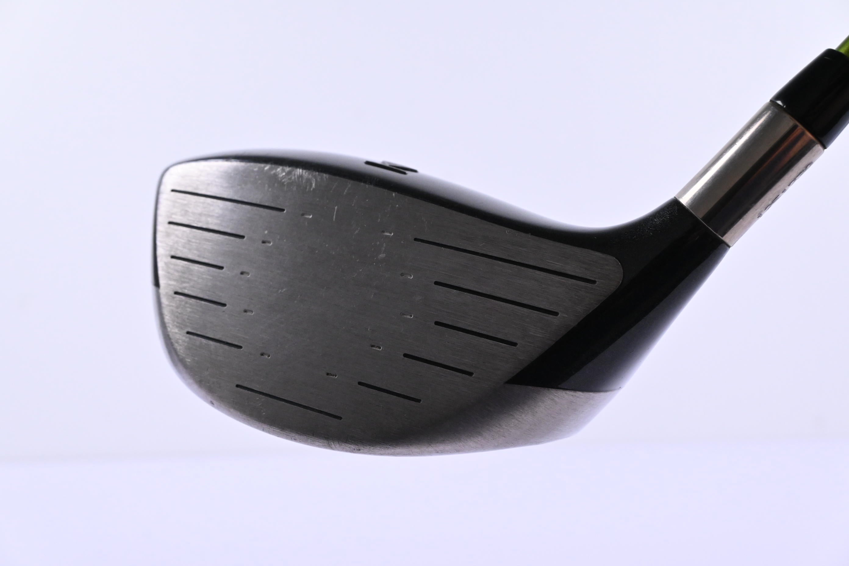 Titleist 905 T Driver / 10.5 Degree / Stiff Flex Aldila NV Green 65 Shaft