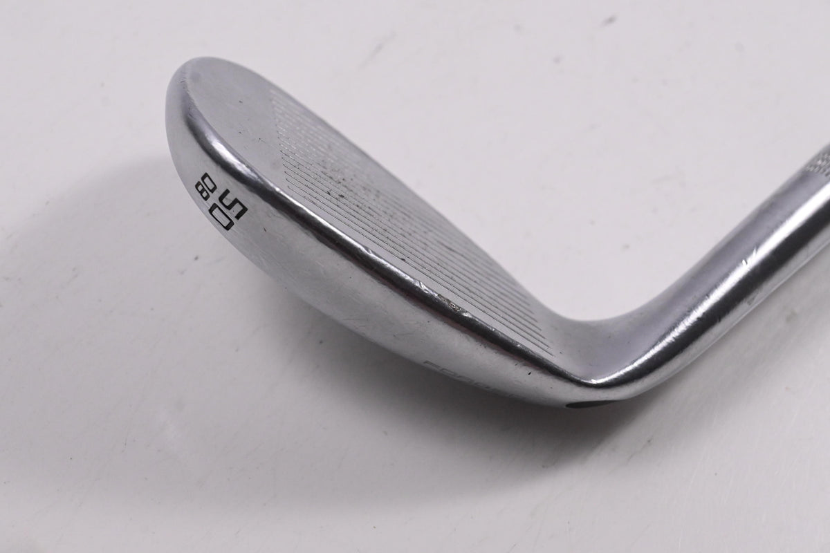 Wilson Staff Model Gap Wedge / 50 Degree / Stiff Flex Dynamic Gold 120 S300