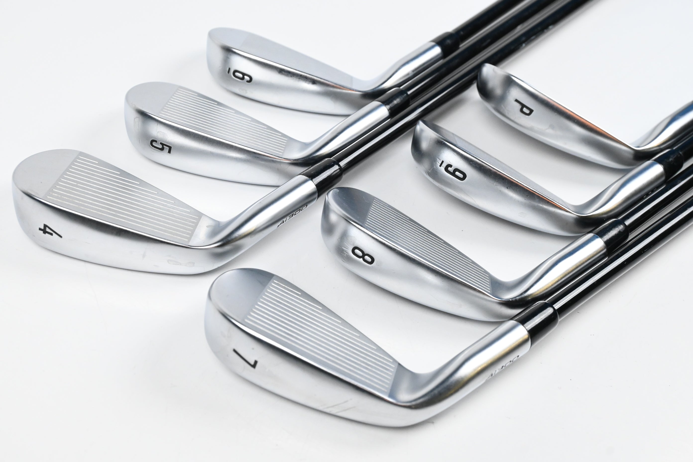 Callaway Apex Ai300 Irons / 4-PW / Regular Flex MMT Black 85 Shafts