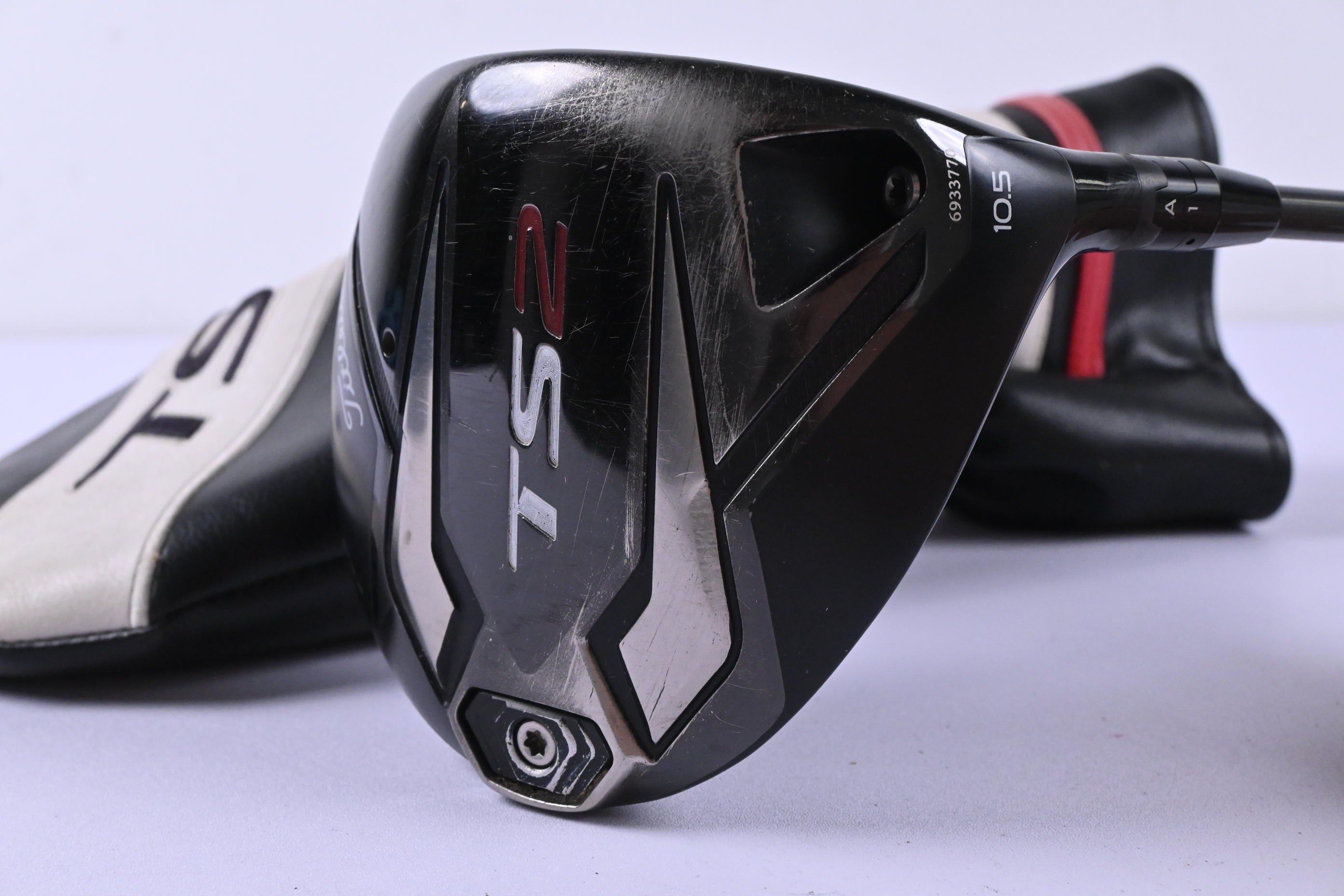 Titleist TS2 Driver / 10.5 Degree / Regular Flex Small Batch Evenflow Riptide 50