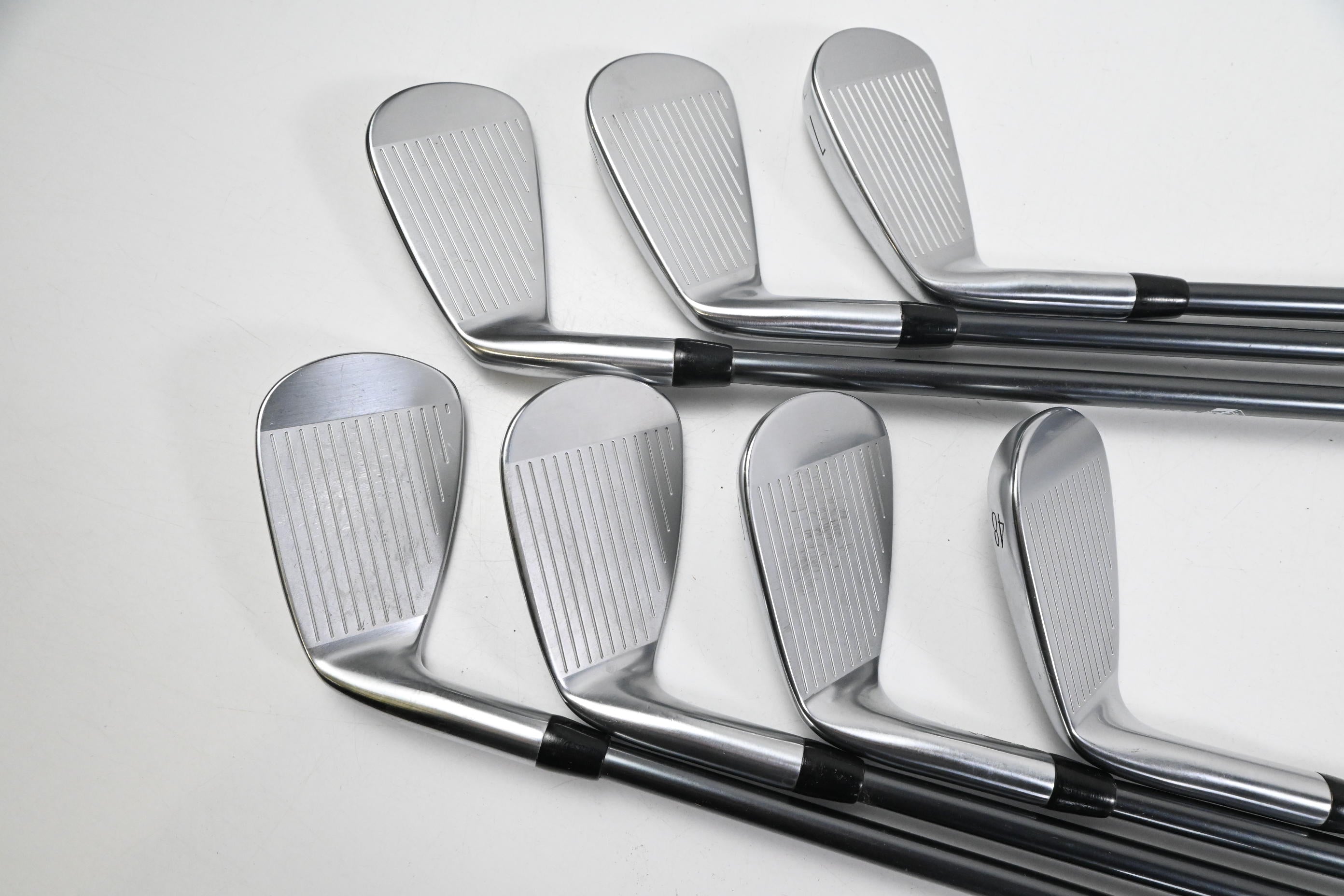 Titleist T250 2025 Irons / 5-PW+48° / Regular Flex MMT Black 65 Shafts