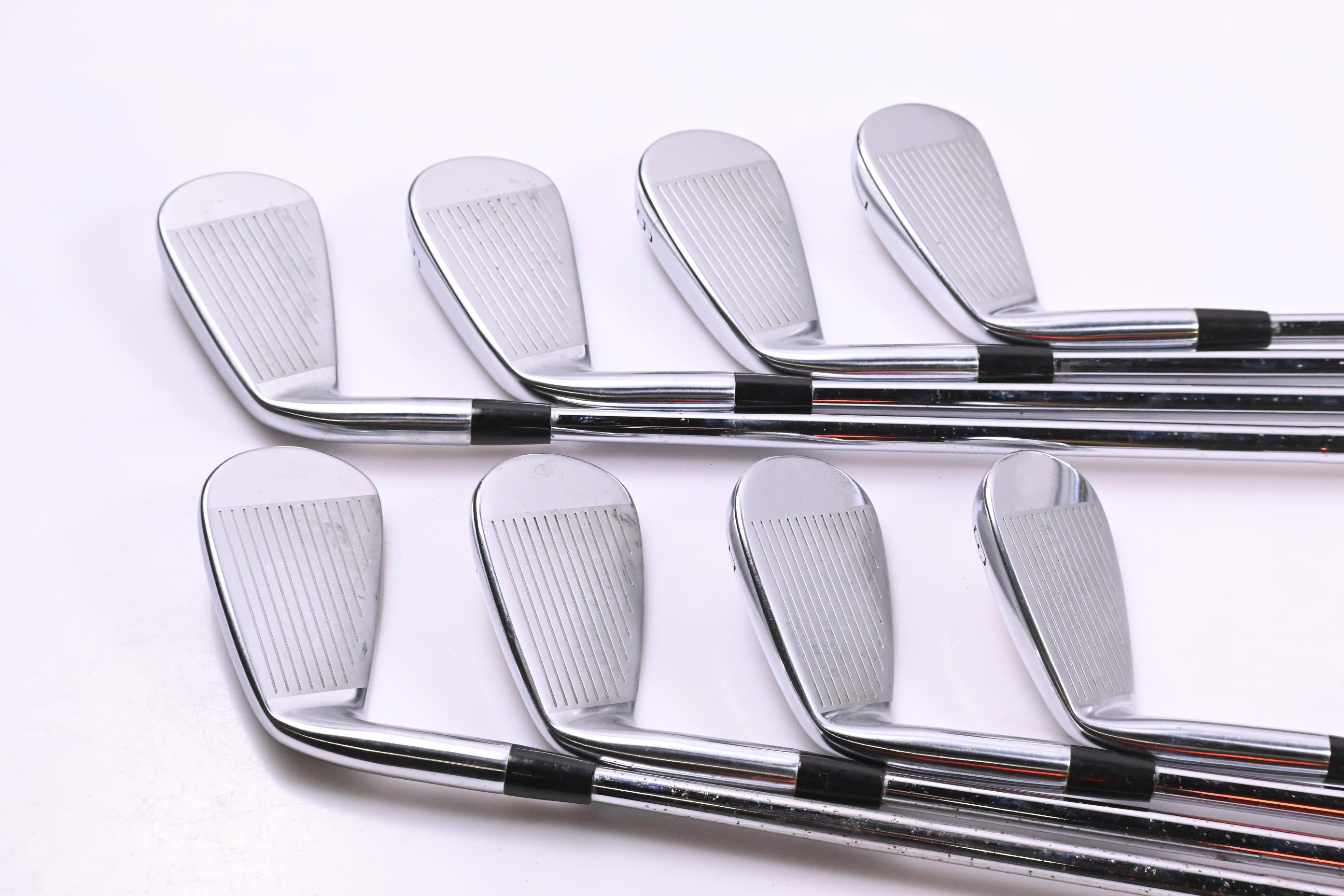 Mizuno Pro 225 Irons / 4-PW+GW / Stiff Flex Dynamic Gold 120 S300 Shafts