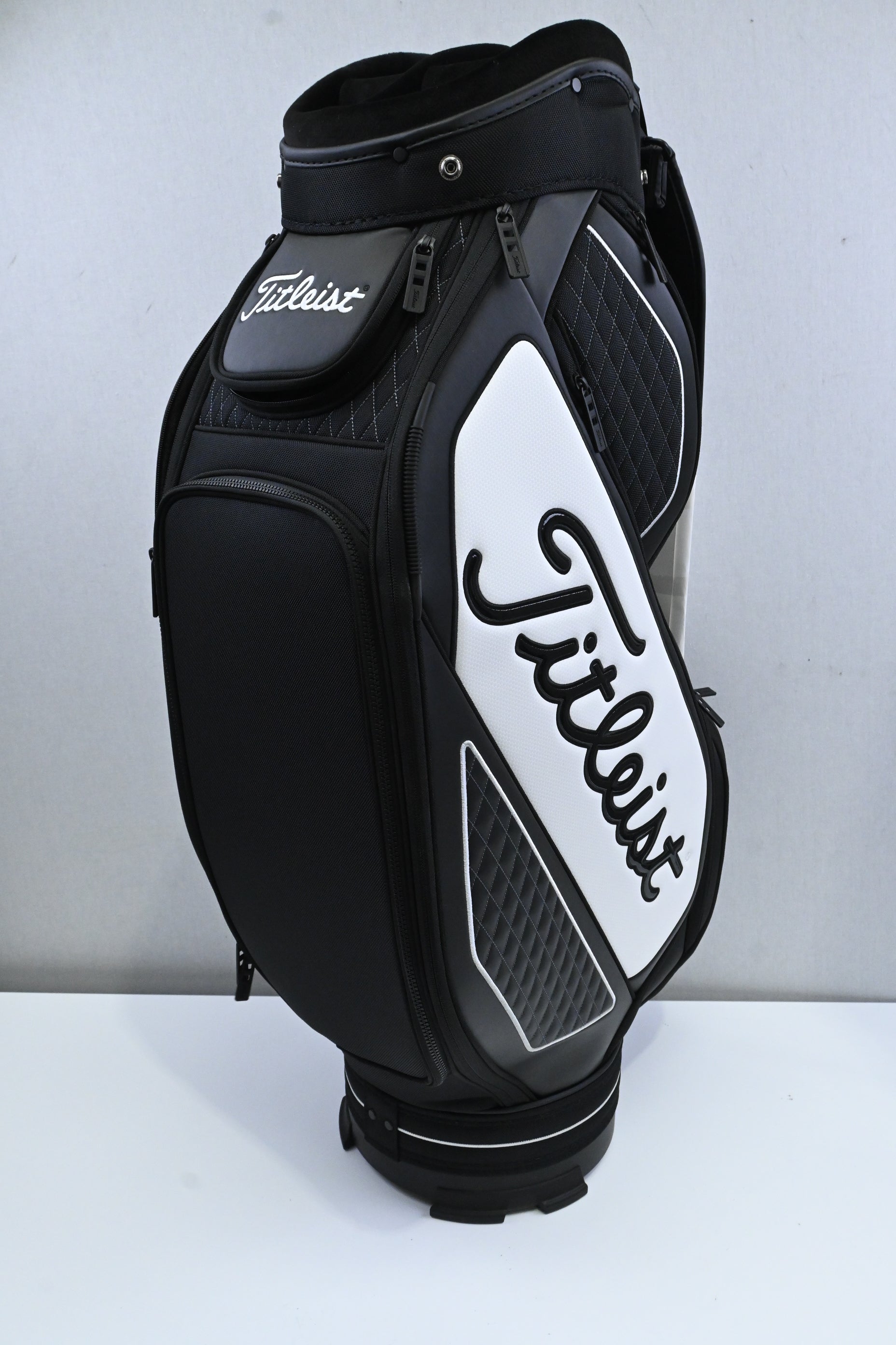 Titleist Tour Bag / 6-Way / Black, White