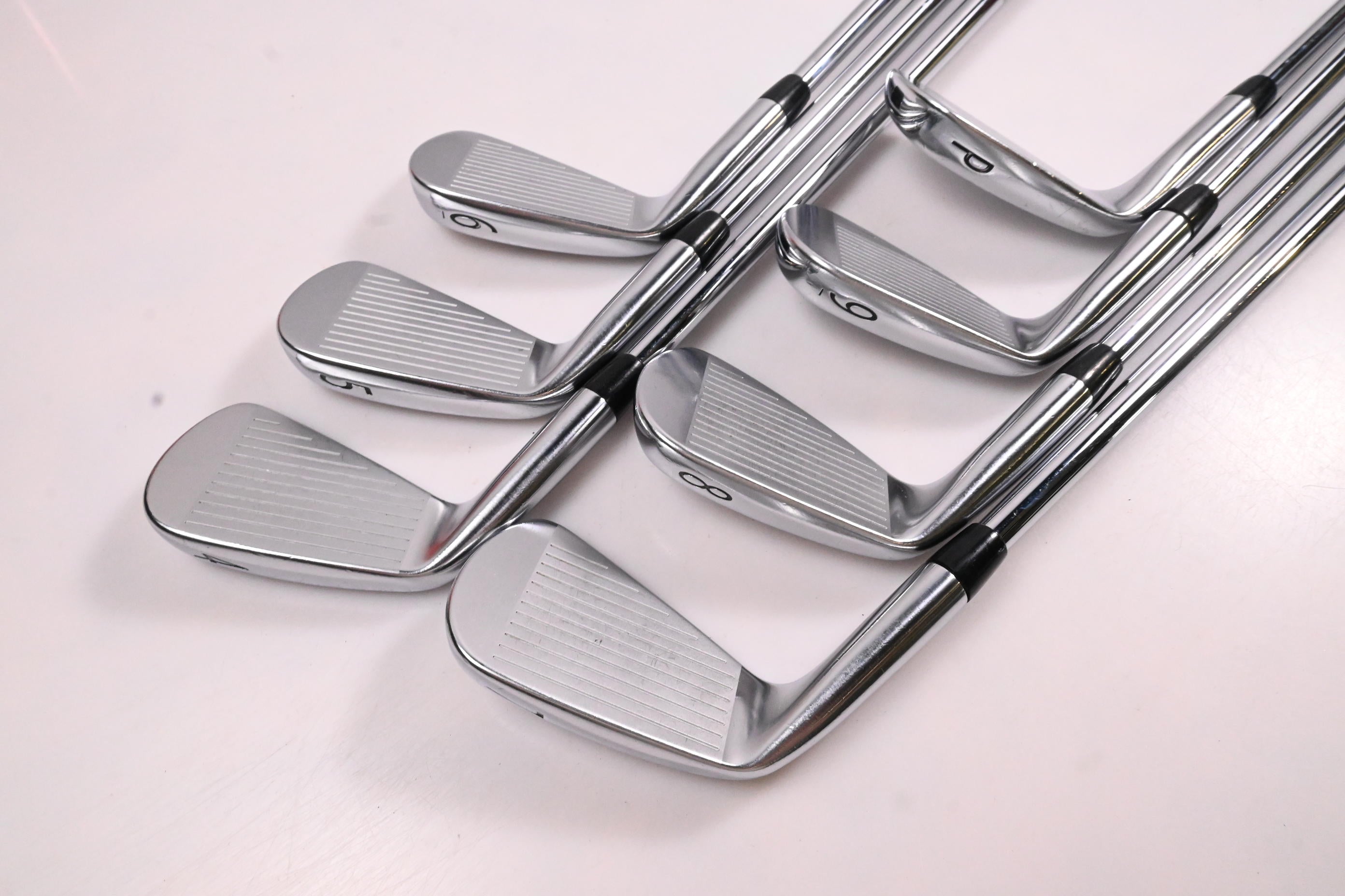 Titleist 718 MB Irons / 4-PW / Stiff Flex Project X Shafts