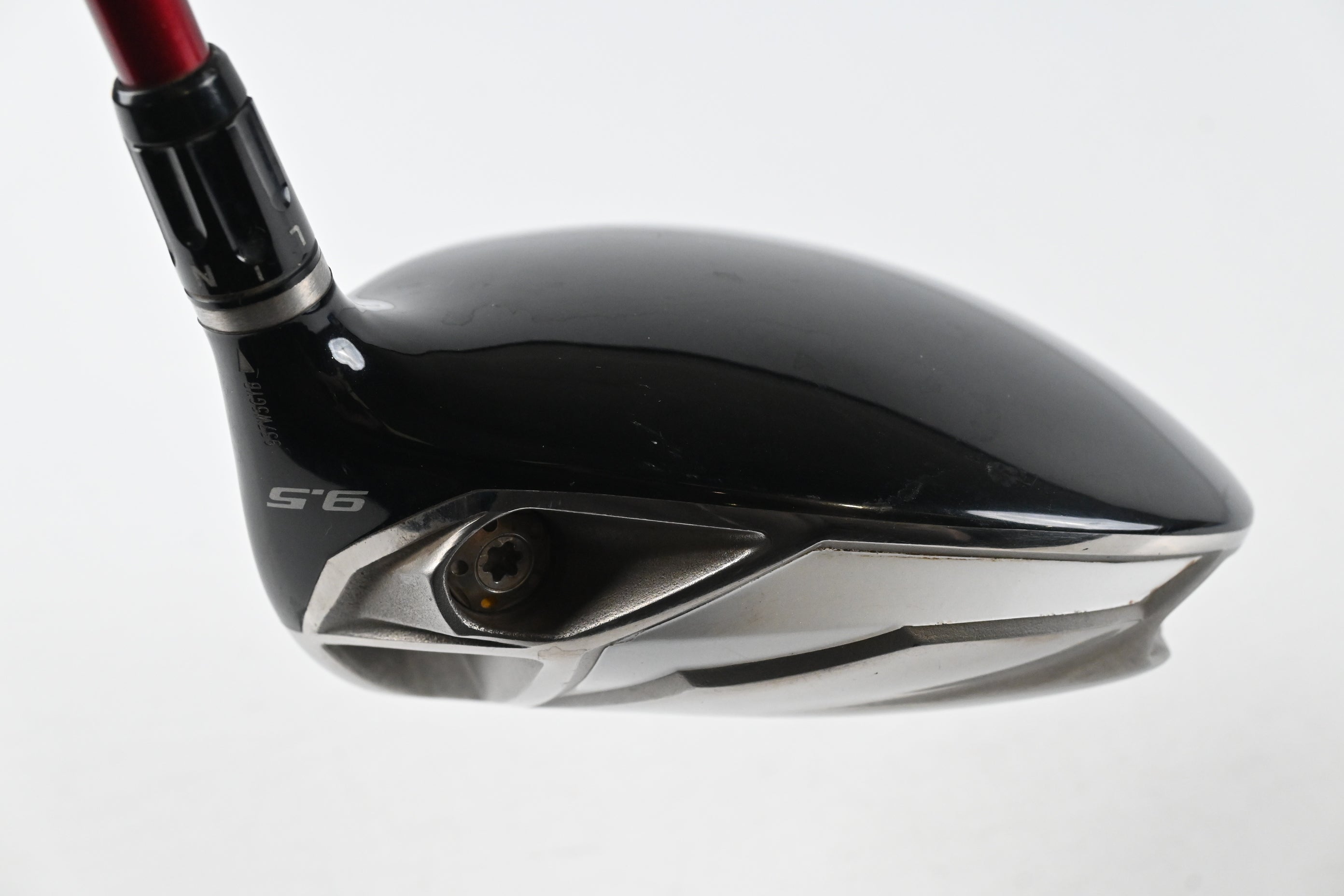Taylormade R9 Driver / 9.5 Degree / Stiff Flex Aldila Voodoo 6 Shaft