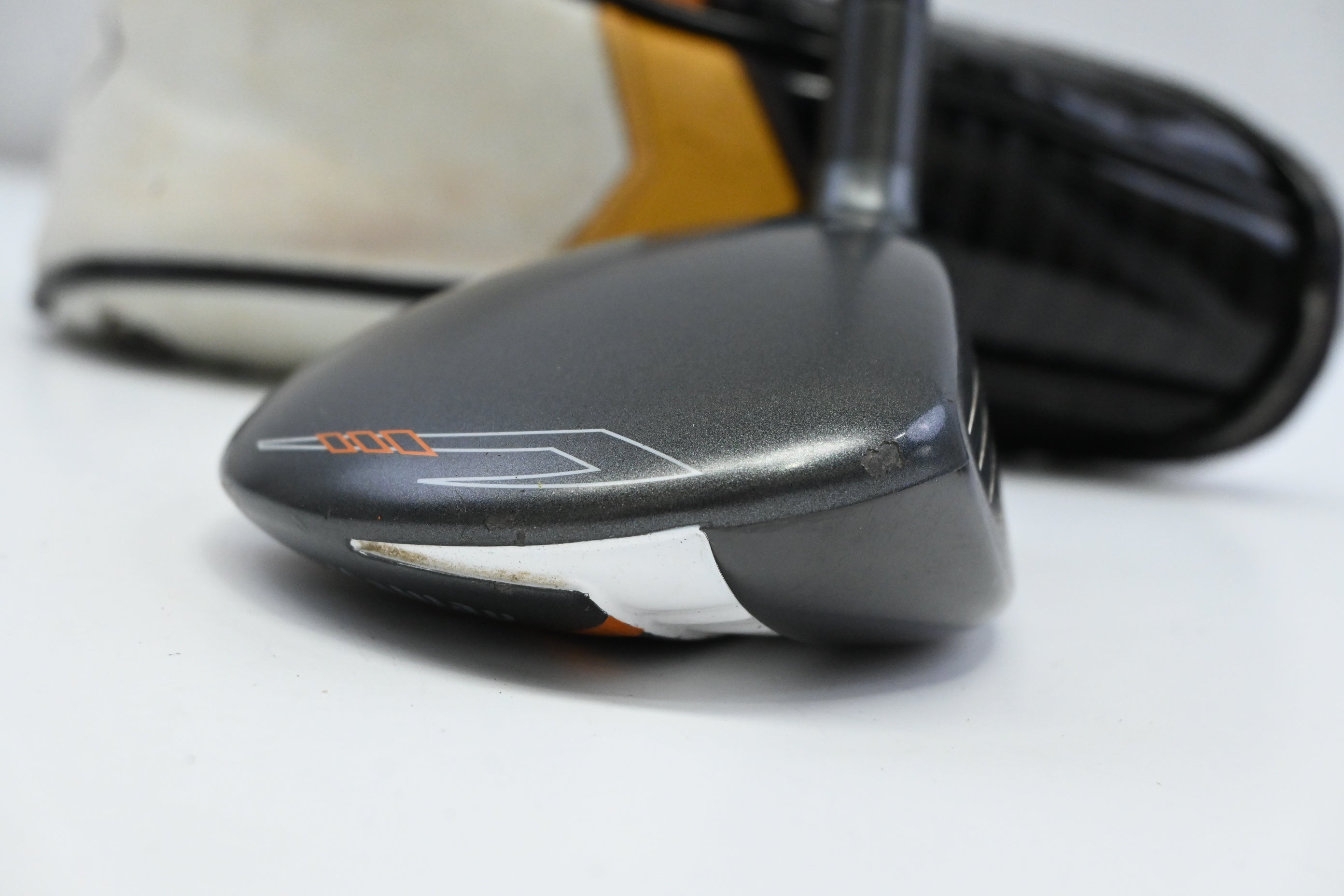 Callaway X2 Hot #5 Wood / 18.5 Degree / Stiff Flex Aldila Tour AXT 60