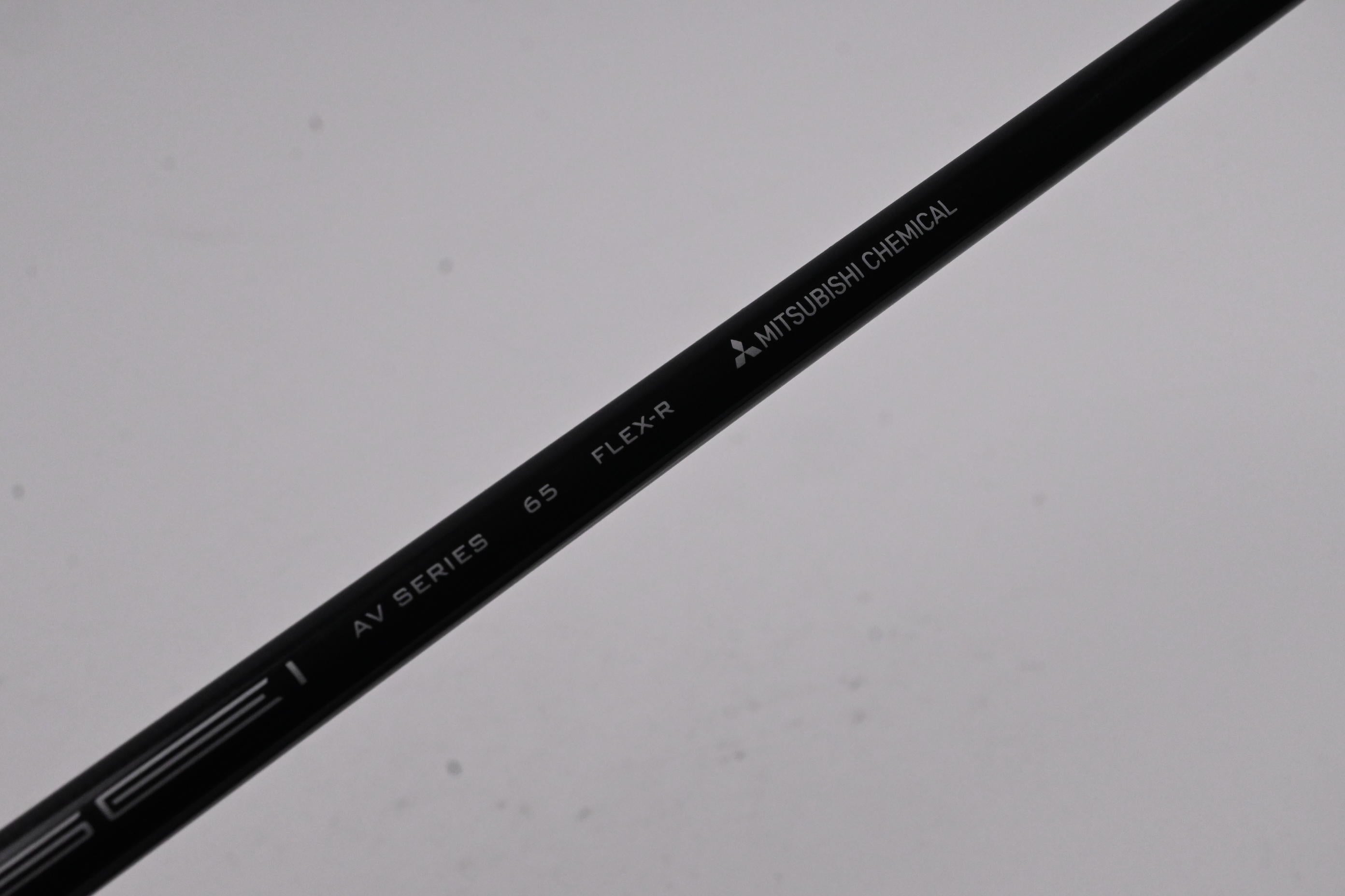 Mitsubishi Tensei AV Blue Raw 65 Fairway Shaft / Regular Flex / Titliest 2nd Gen