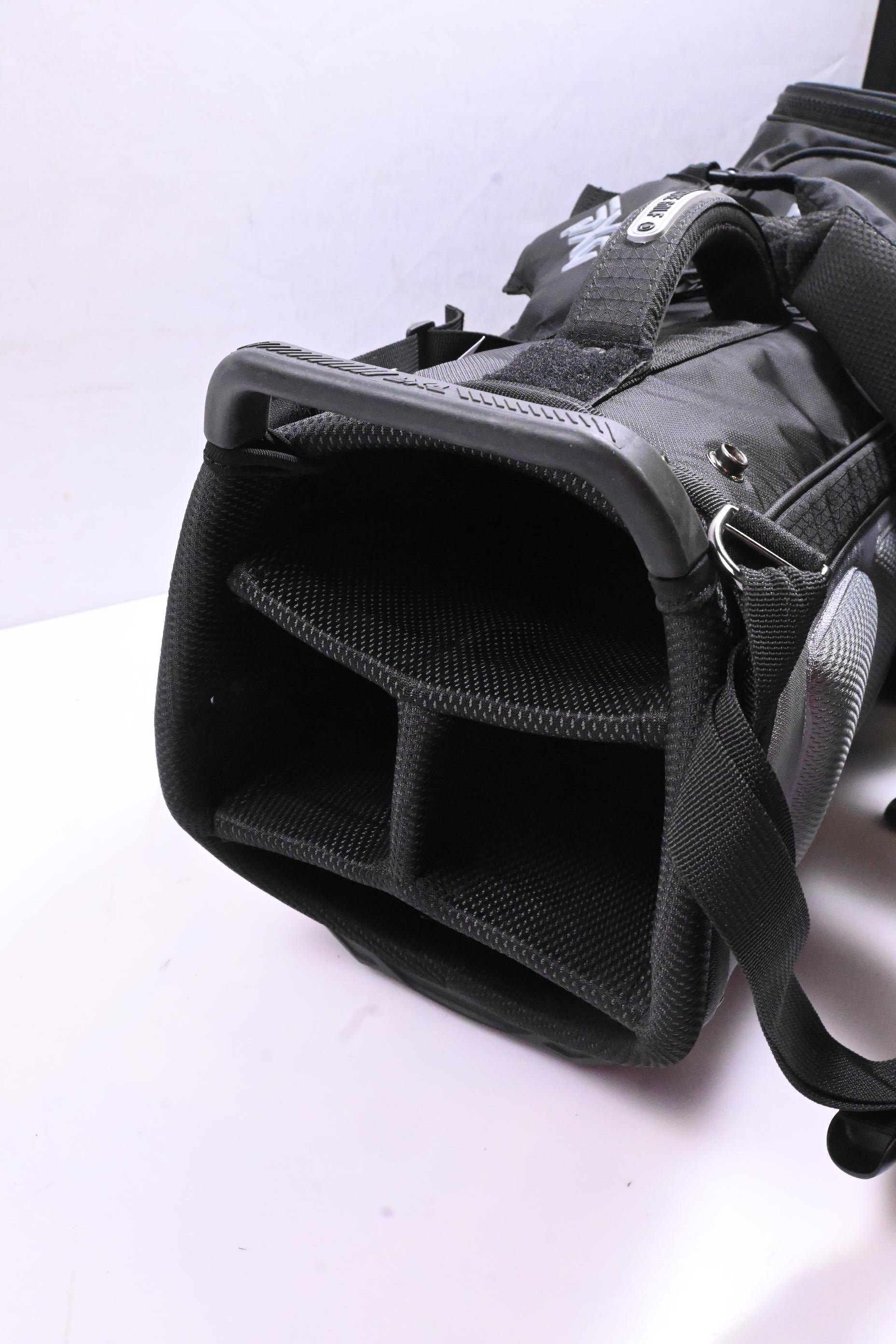 PXG Stand Bag / 4-Way Divider / Black